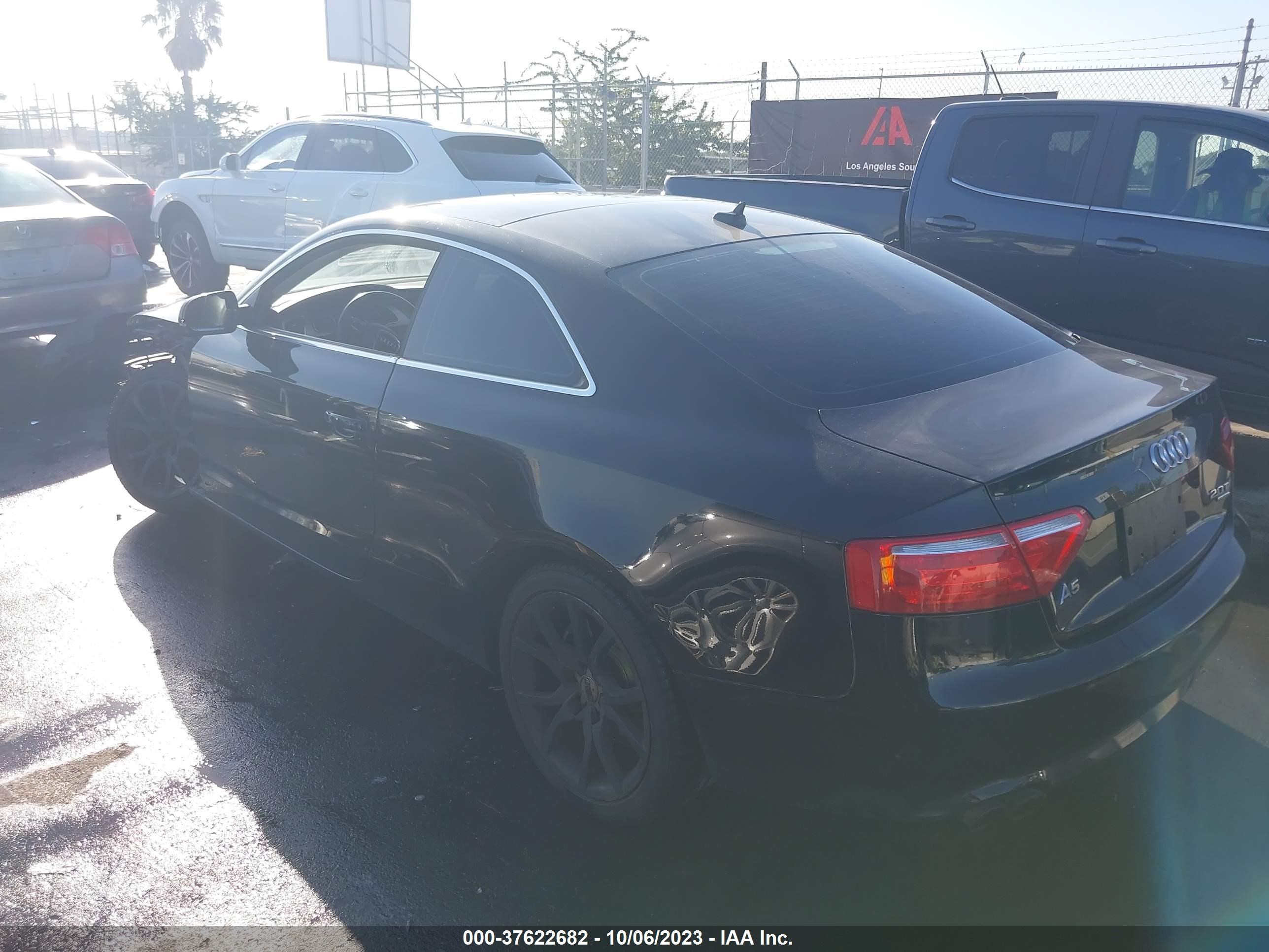 Photo 2 VIN: WAUCFAFR4CA018133 - AUDI A5 