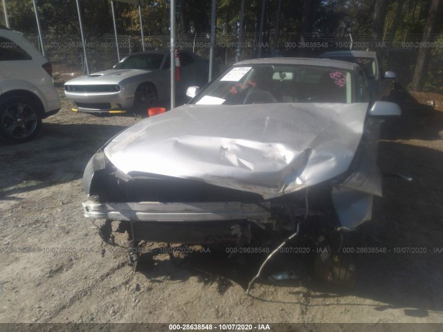 Photo 5 VIN: WAUCFAFR8BA038772 - AUDI A5 