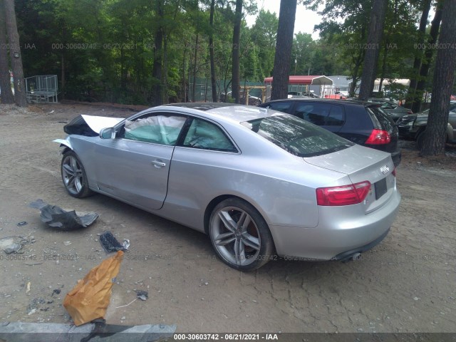 Photo 2 VIN: WAUCFAFR8BA038772 - AUDI A5 