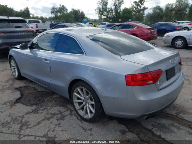 Photo 2 VIN: WAUCFAFR9FA049642 - AUDI A5 