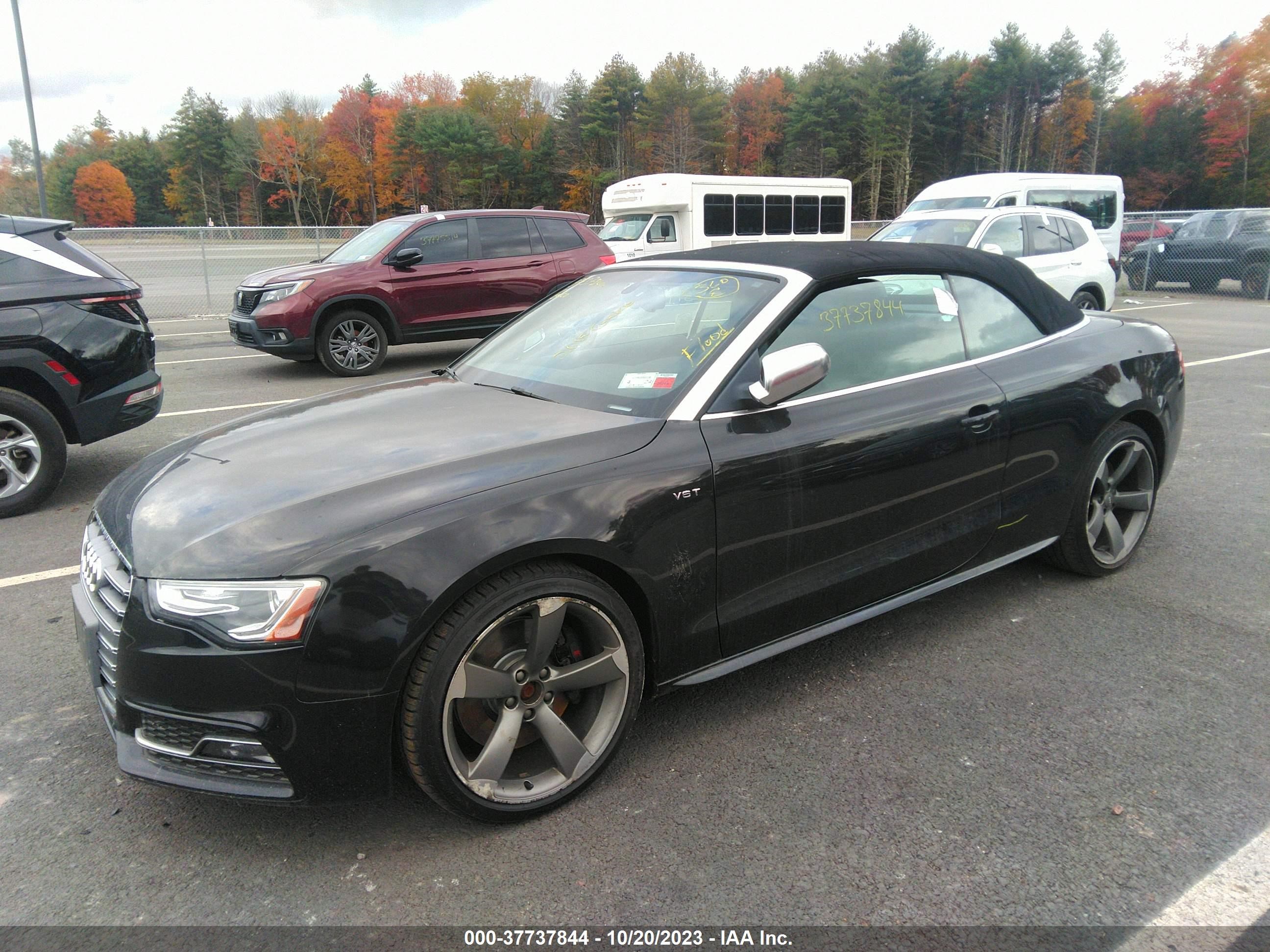 Photo 1 VIN: WAUCGAFH0FN004120 - AUDI S5 