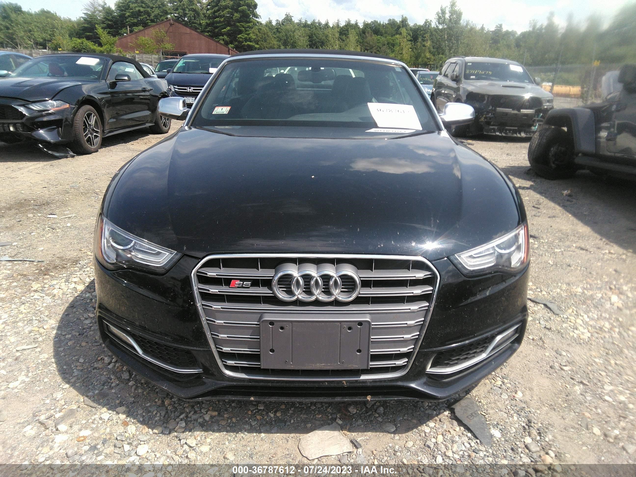 Photo 12 VIN: WAUCGAFH2FN000599 - AUDI S5 