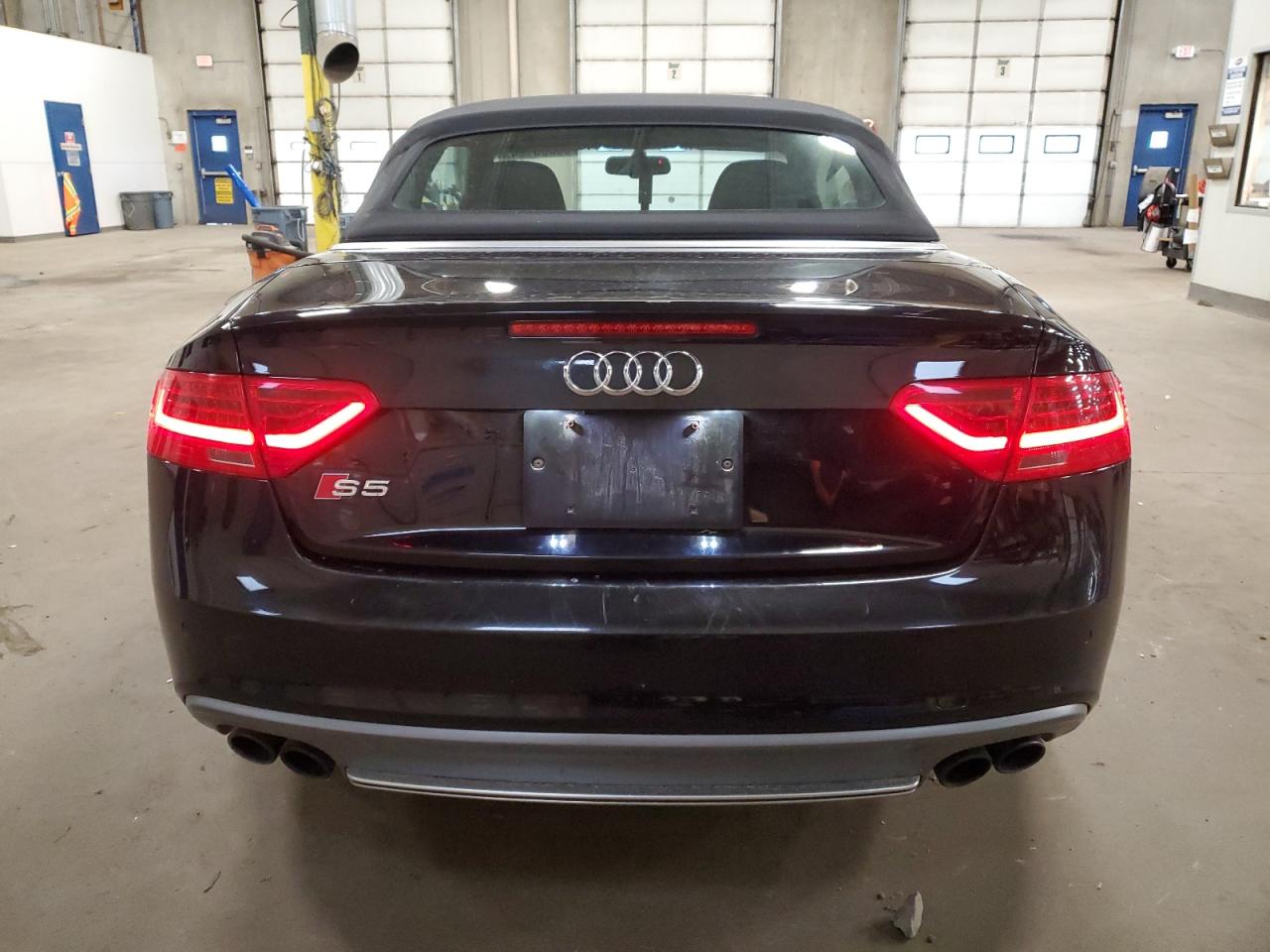 Photo 5 VIN: WAUCGAFH5FN004145 - AUDI RS5 