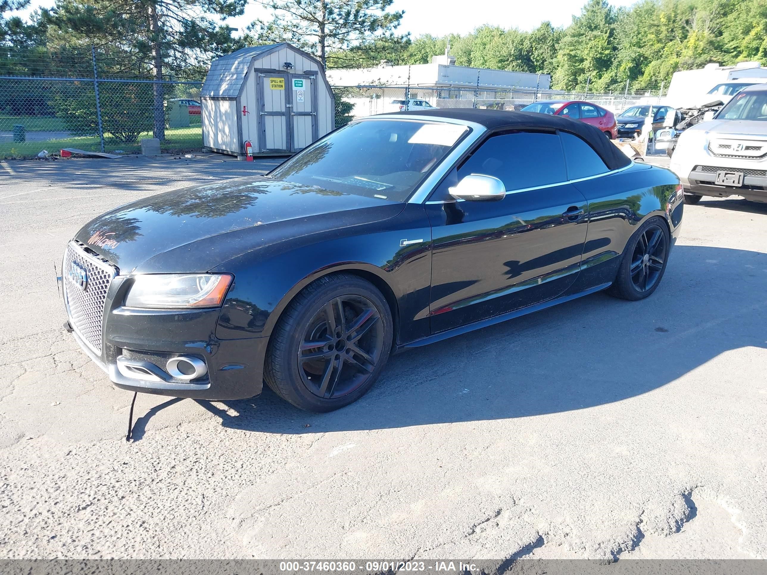 Photo 1 VIN: WAUCGAFH8AN015519 - AUDI S5 