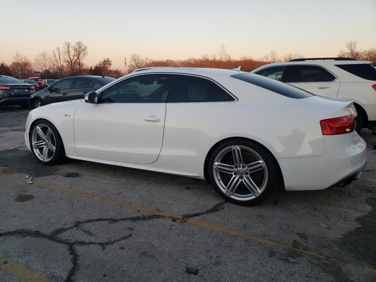 Photo 1 VIN: WAUCGAFR8DA049710 - AUDI RS5 