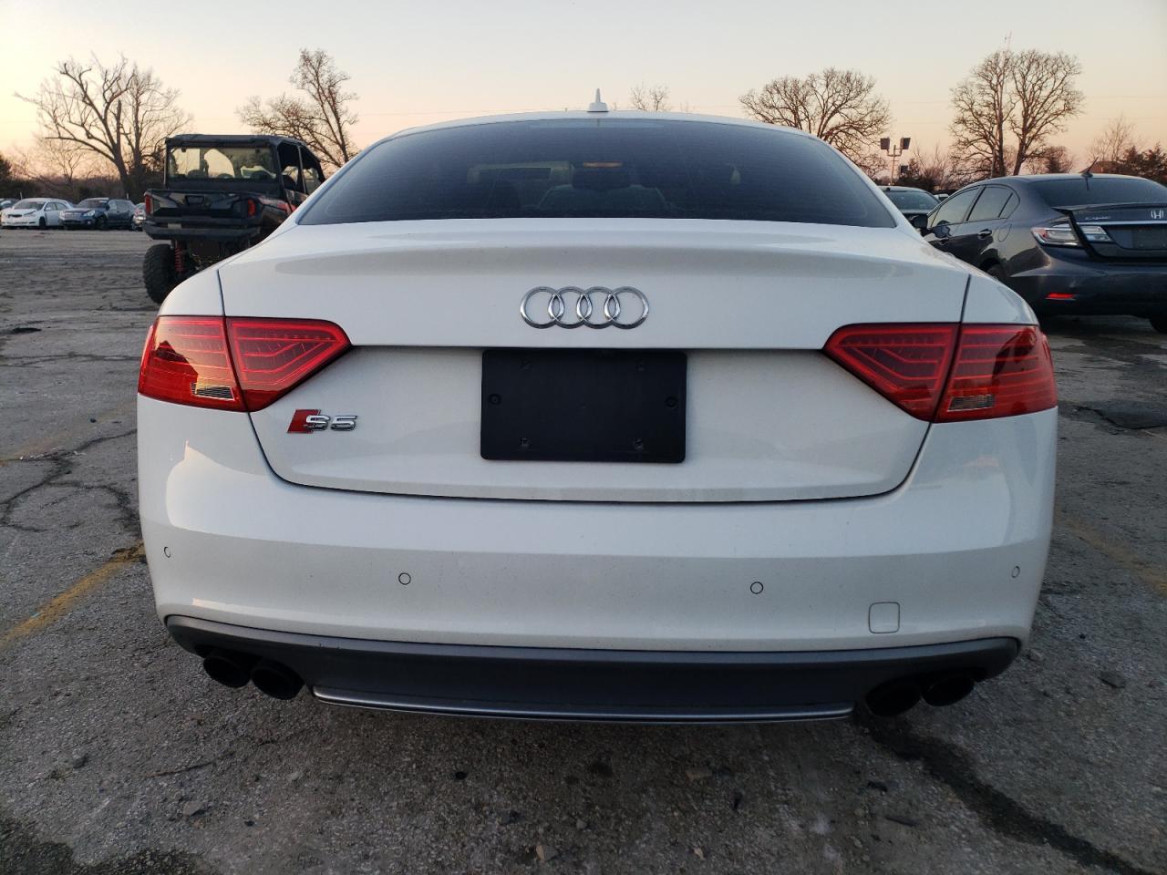 Photo 5 VIN: WAUCGAFR8DA049710 - AUDI RS5 