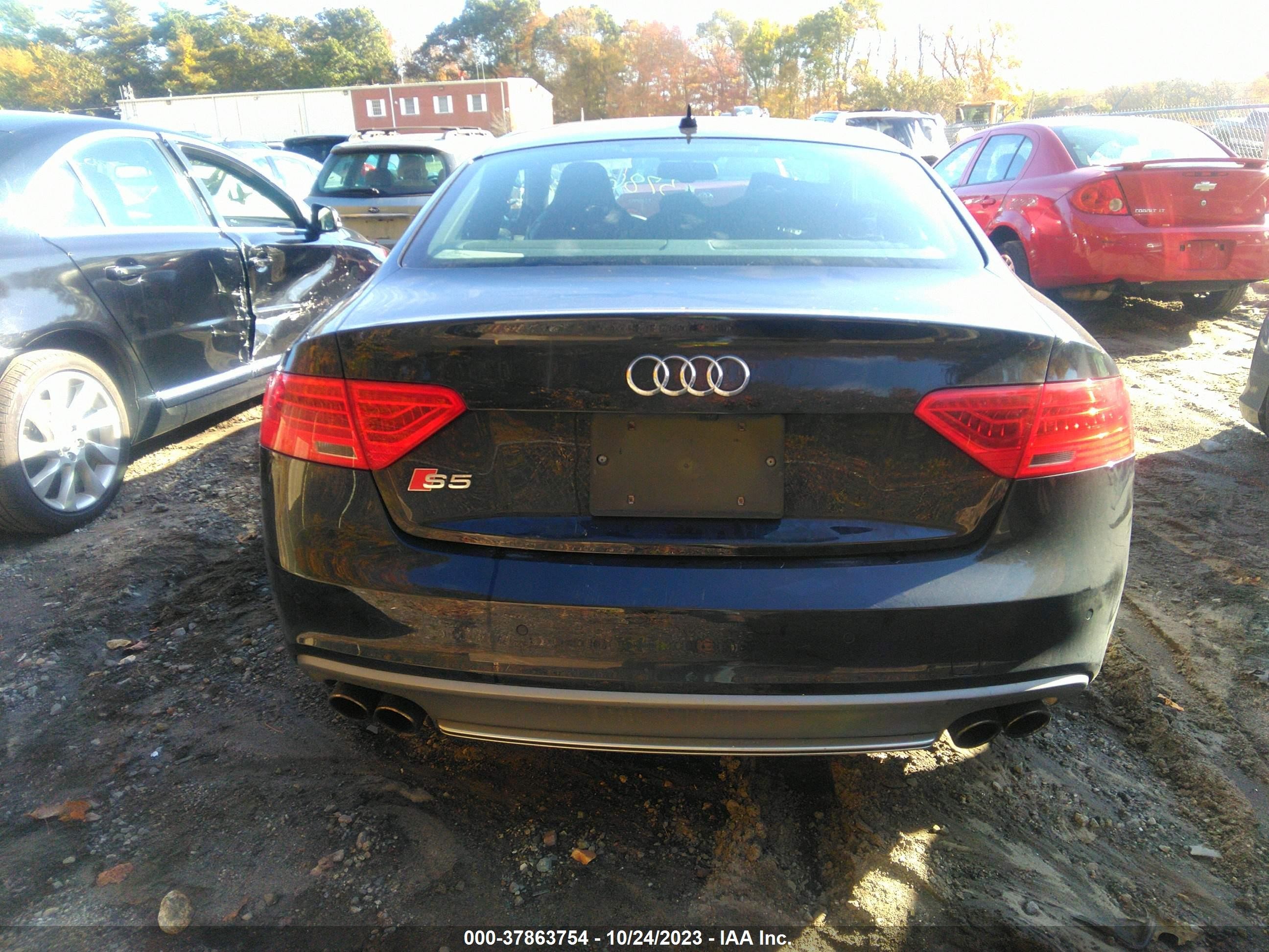 Photo 16 VIN: WAUCGAFR9DA034651 - AUDI S5 