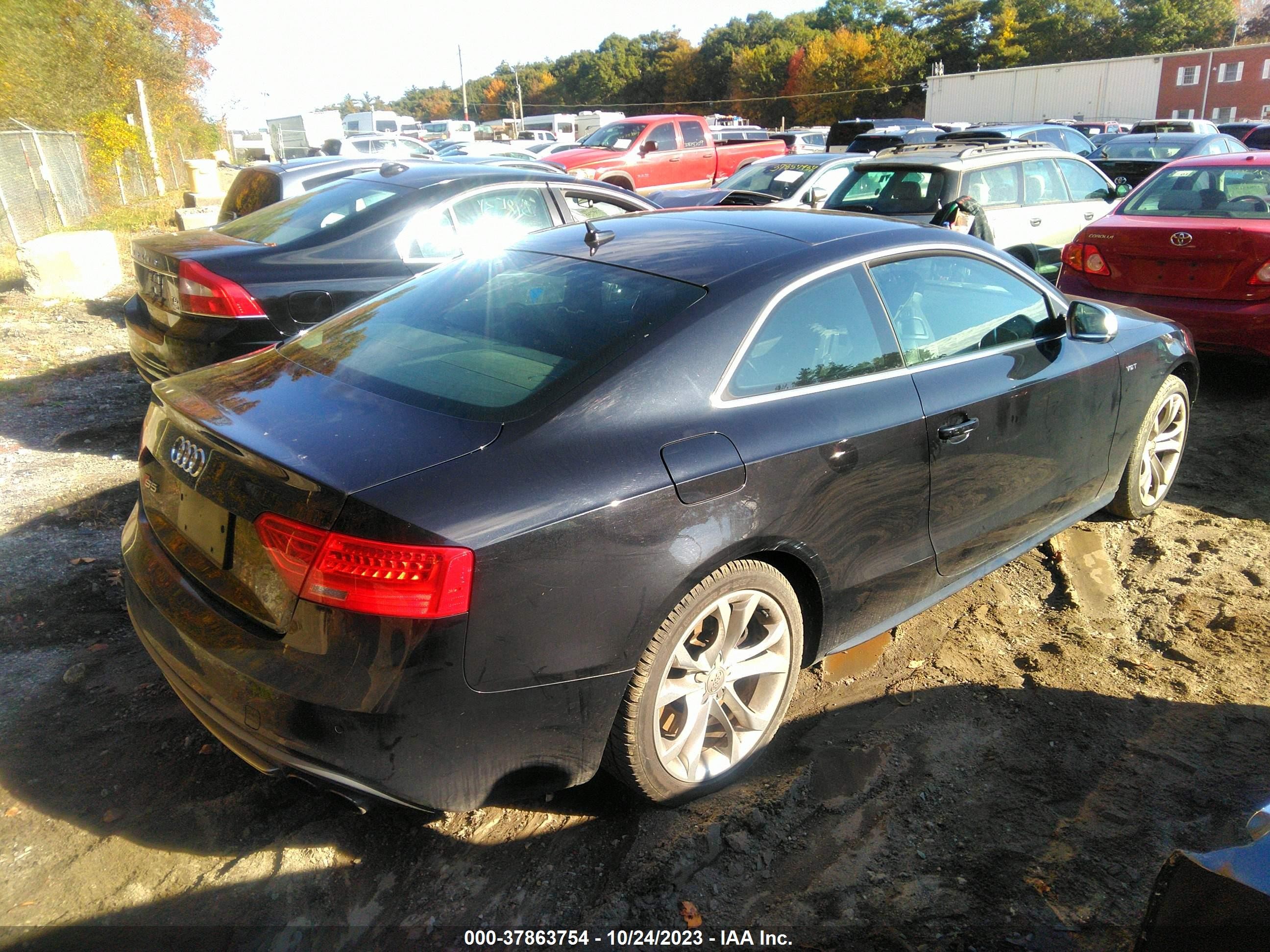 Photo 3 VIN: WAUCGAFR9DA034651 - AUDI S5 