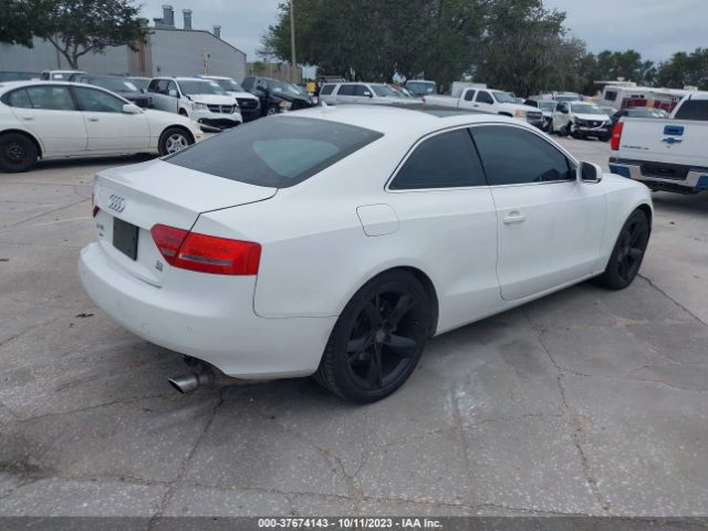 Photo 3 VIN: WAUCKAFR3AA073018 - AUDI A5 