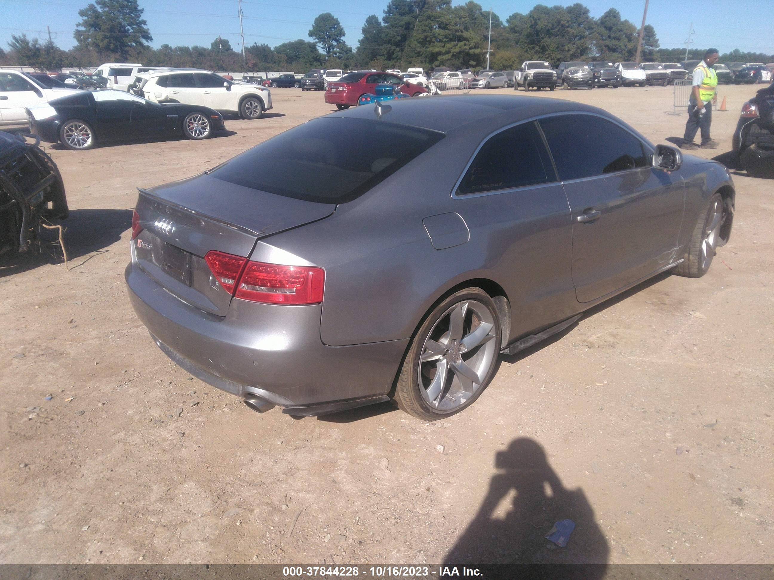 Photo 3 VIN: WAUCKAFR5AA074249 - AUDI A5 