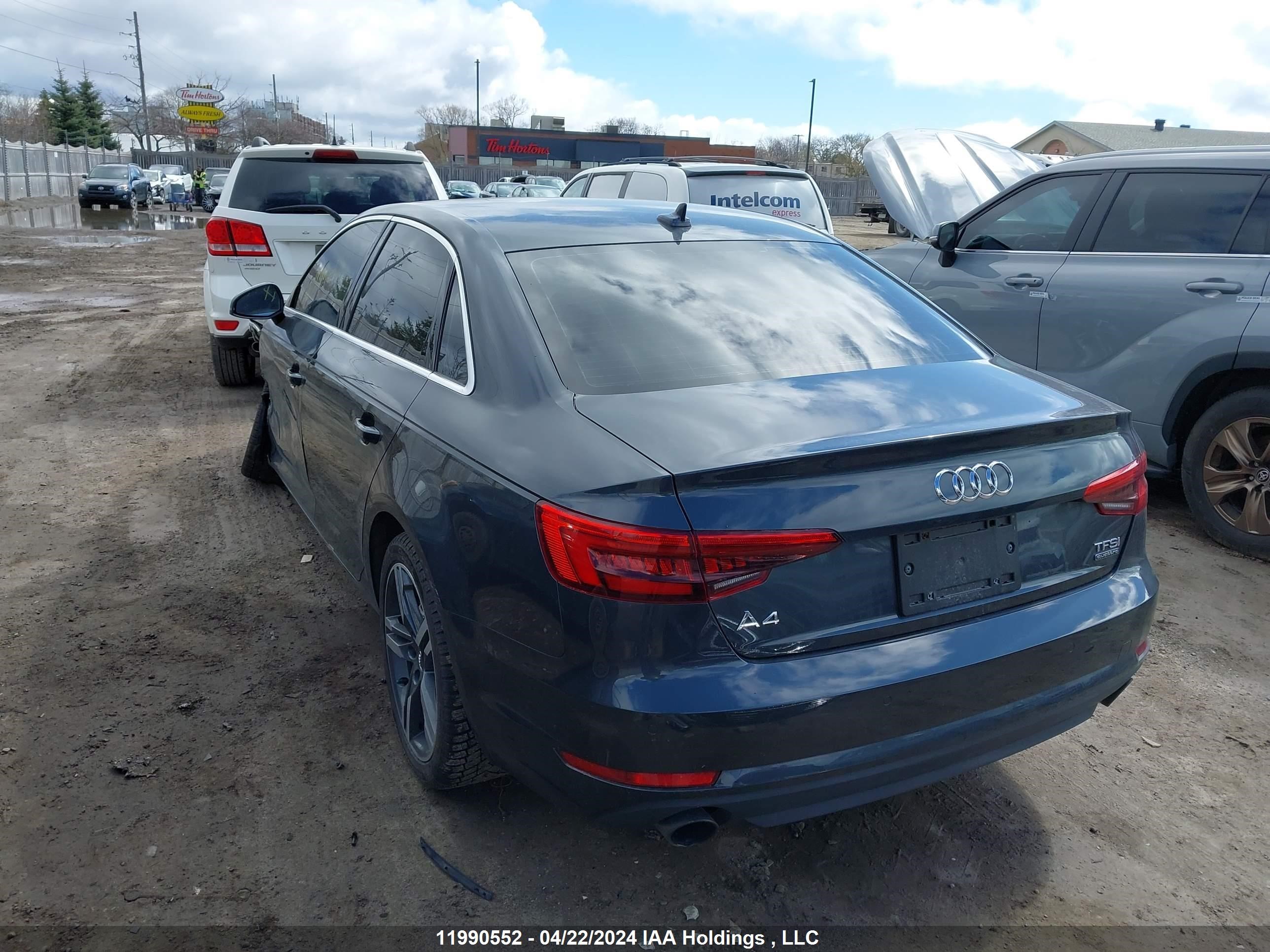 Photo 2 VIN: WAUCNAF49HA174490 - AUDI A4 