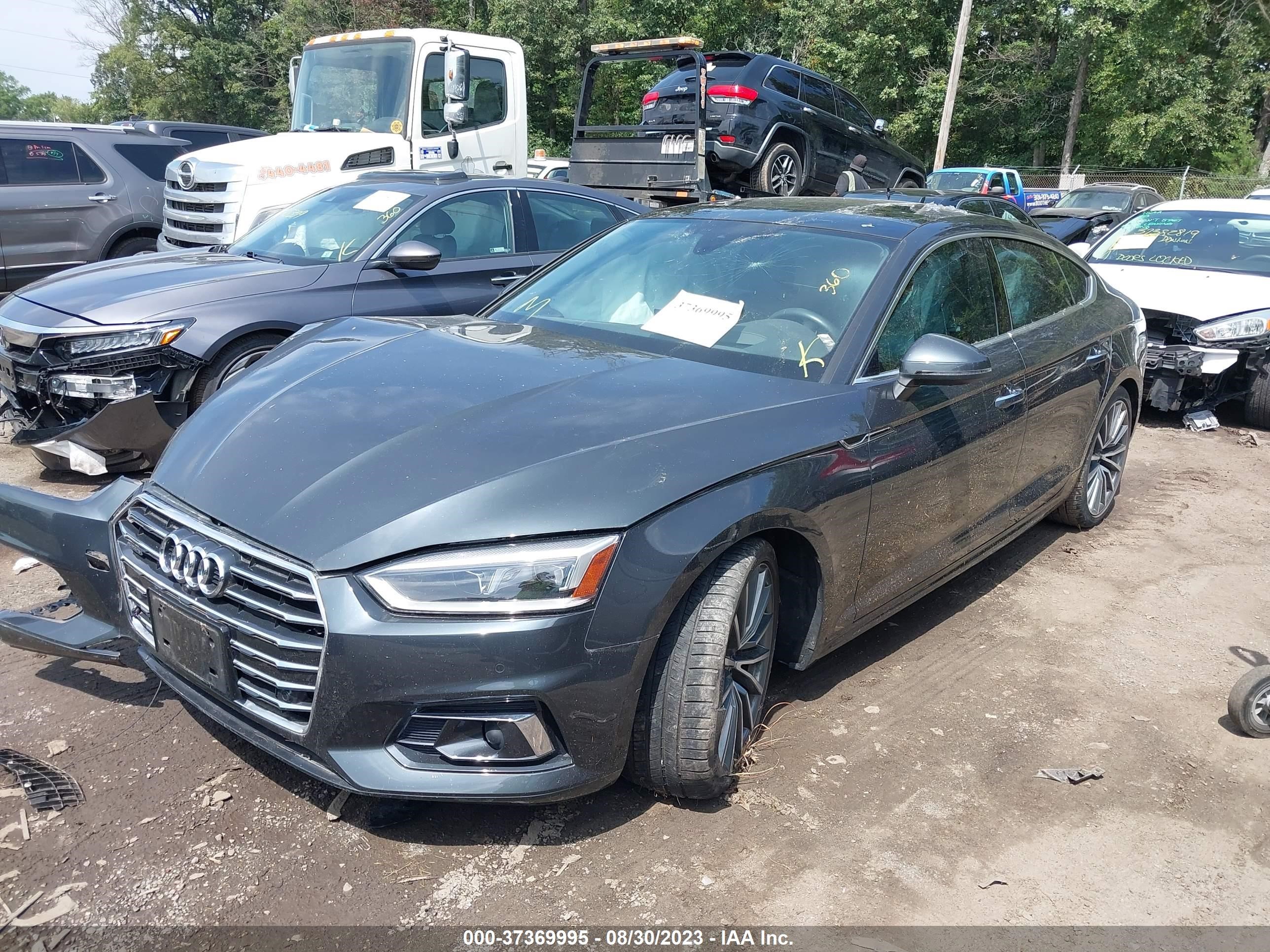 Photo 1 VIN: WAUCNCF58JA053489 - AUDI A5 