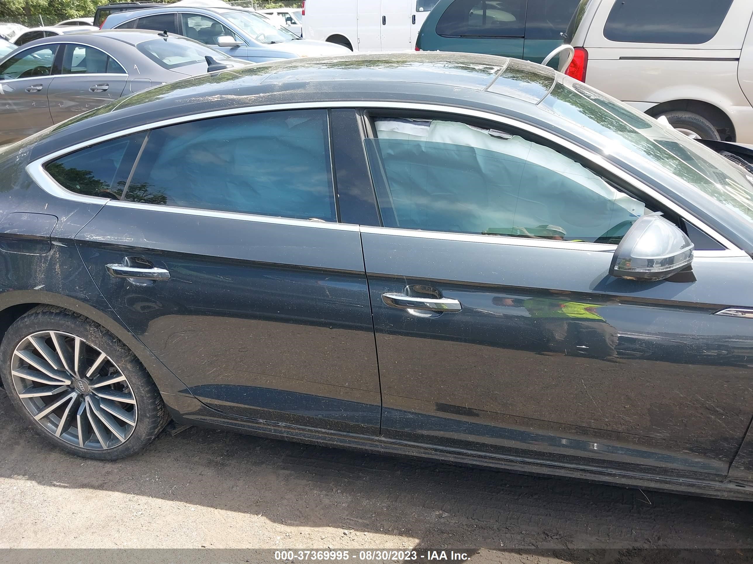 Photo 12 VIN: WAUCNCF58JA053489 - AUDI A5 