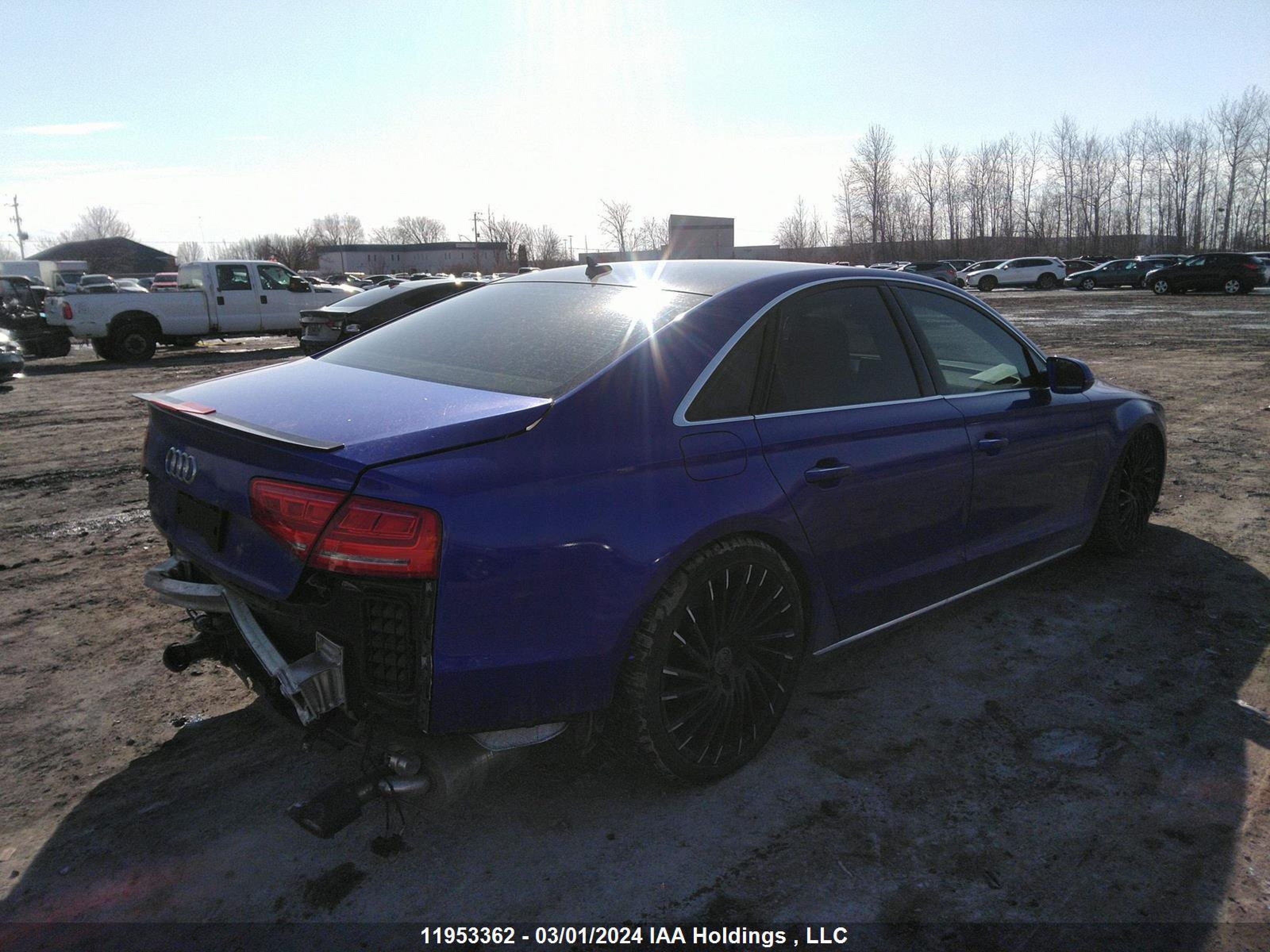 Photo 3 VIN: WAUCVAFD7CN003254 - AUDI A8 