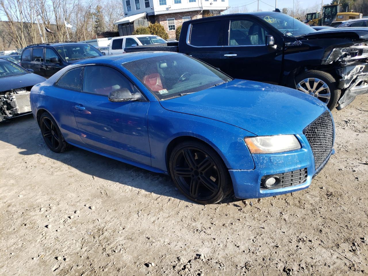 Photo 3 VIN: WAUCVAFR2BA044053 - AUDI RS5 