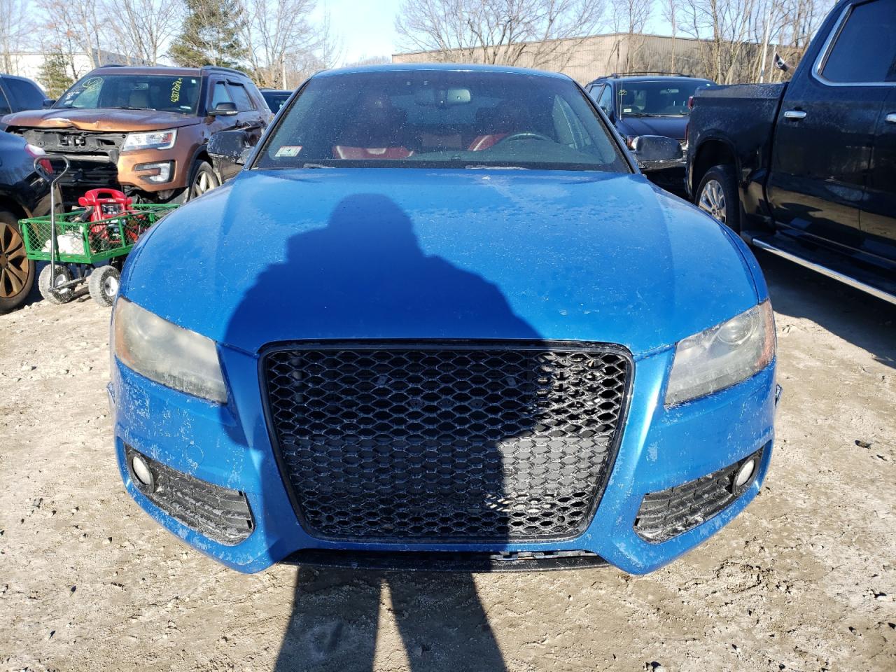 Photo 4 VIN: WAUCVAFR2BA044053 - AUDI RS5 