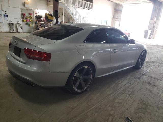 Photo 2 VIN: WAUCVAFR4BA054647 - AUDI S5 PREMIUM 