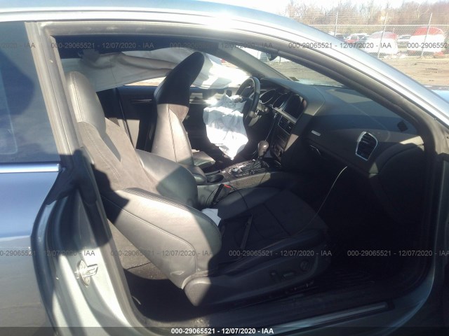 Photo 4 VIN: WAUCVAFR8BA028388 - AUDI S5 