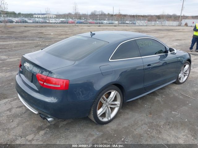 Photo 3 VIN: WAUCVAFR9AA062628 - AUDI S5 