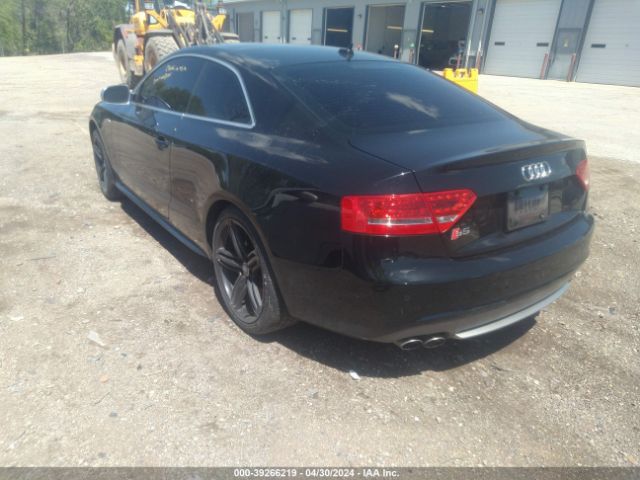 Photo 2 VIN: WAUCVAFR9CA001136 - AUDI S5 