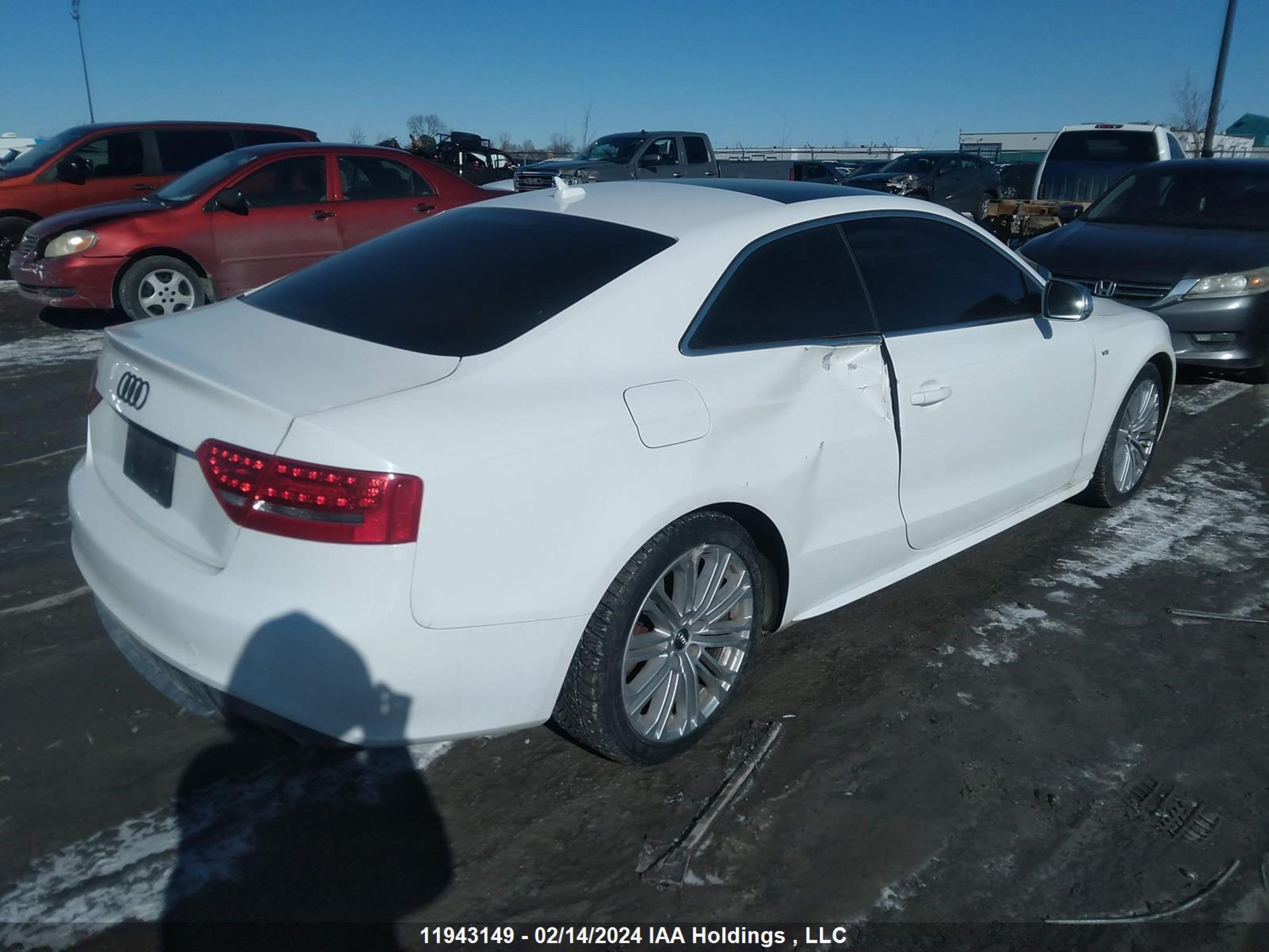 Photo 3 VIN: WAUCVBFR5CA012785 - AUDI S5 