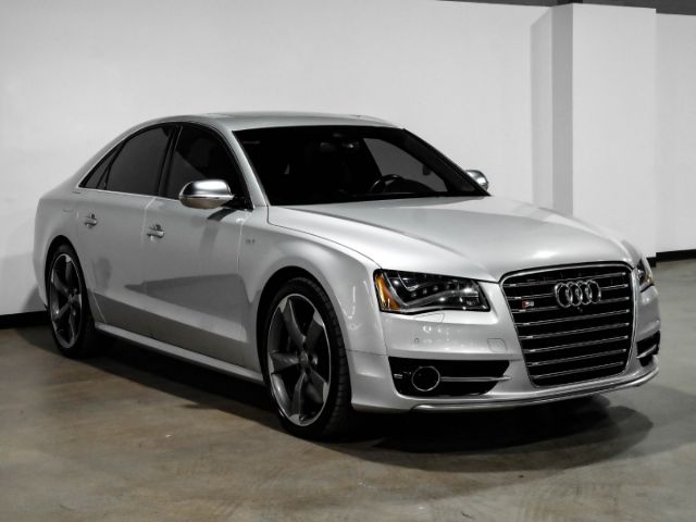 Photo 3 VIN: WAUD2AFD2EN011925 - AUDI S8 