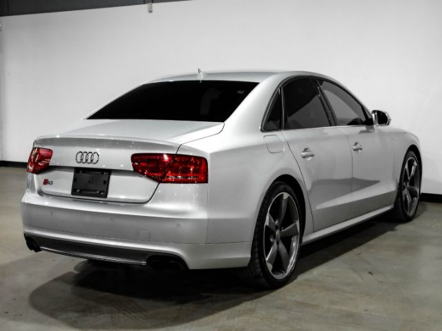 Photo 4 VIN: WAUD2AFD2EN011925 - AUDI S8 