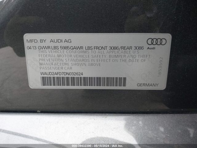 Photo 8 VIN: WAUD2AFD7DN032624 - AUDI S8 