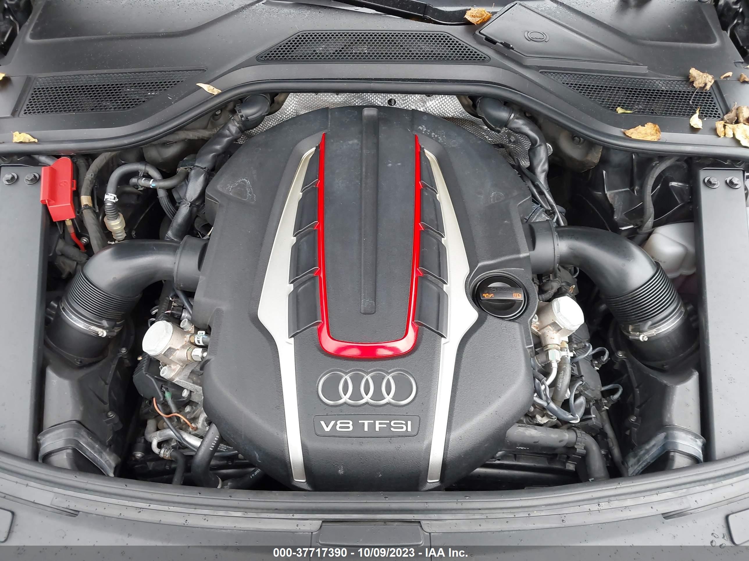 Photo 9 VIN: WAUD2AFD8DN028811 - AUDI S8 