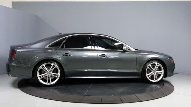 Photo 5 VIN: WAUD2AFDXDN009029 - AUDI S8 