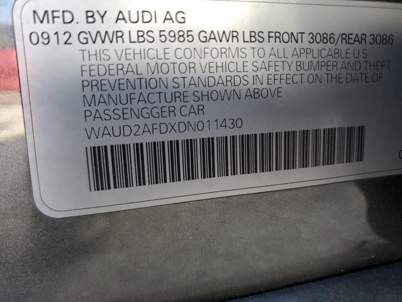 Photo 12 VIN: WAUD2AFDXDN011430 - AUDI S8 