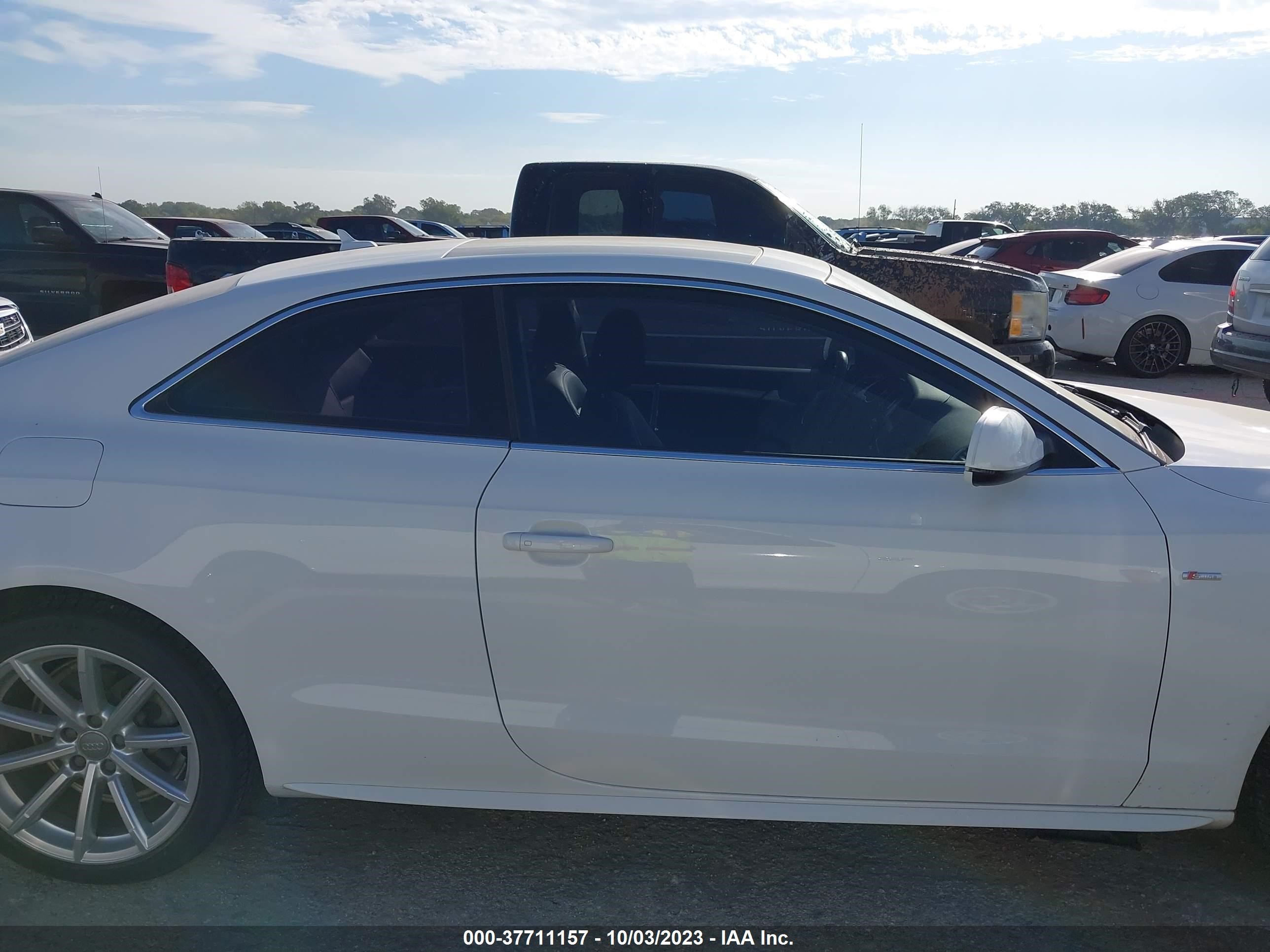 Photo 12 VIN: WAUD2AFR1GA006947 - AUDI A5 