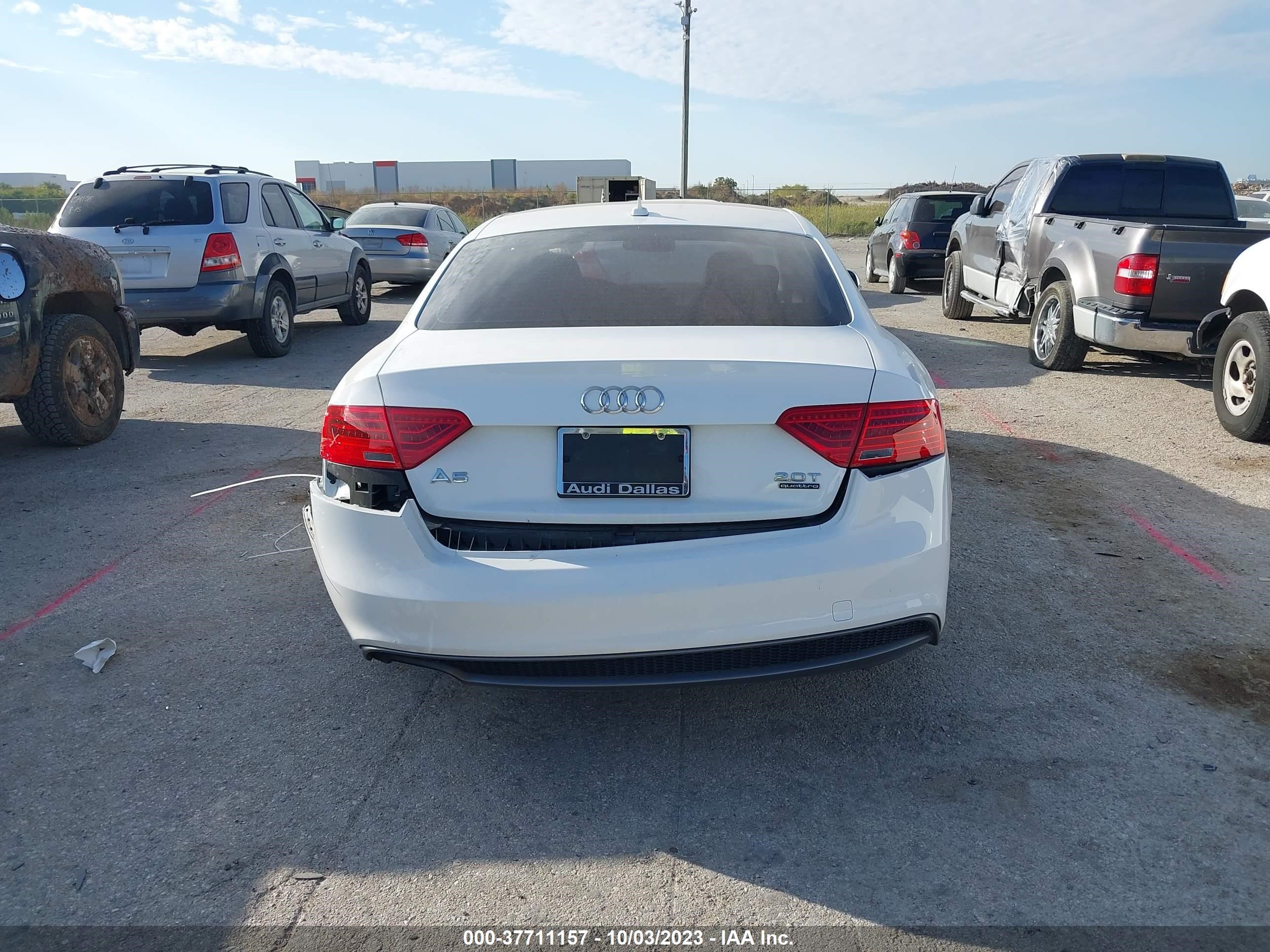 Photo 15 VIN: WAUD2AFR1GA006947 - AUDI A5 