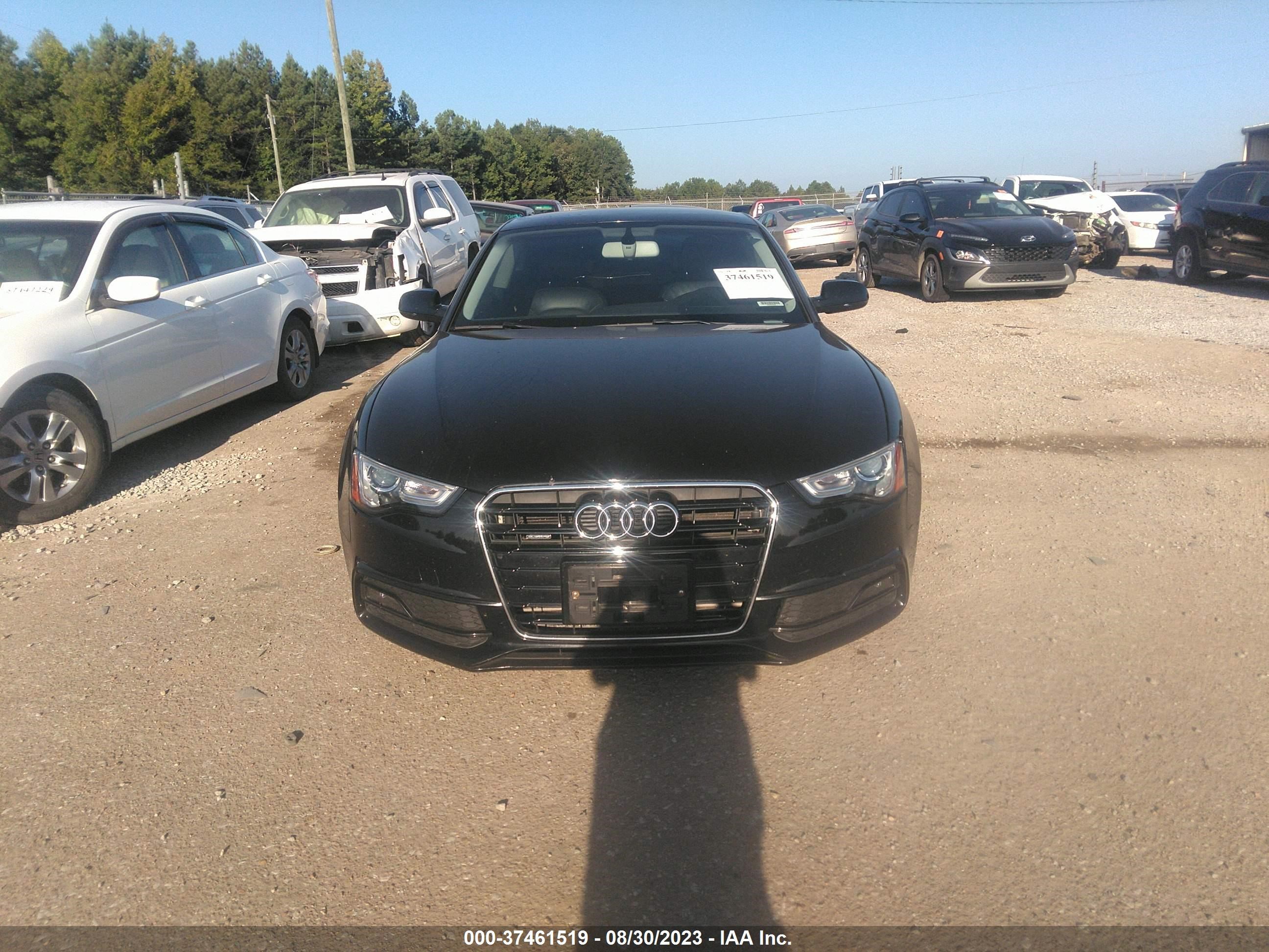 Photo 12 VIN: WAUD2AFR3GA047130 - AUDI A5 