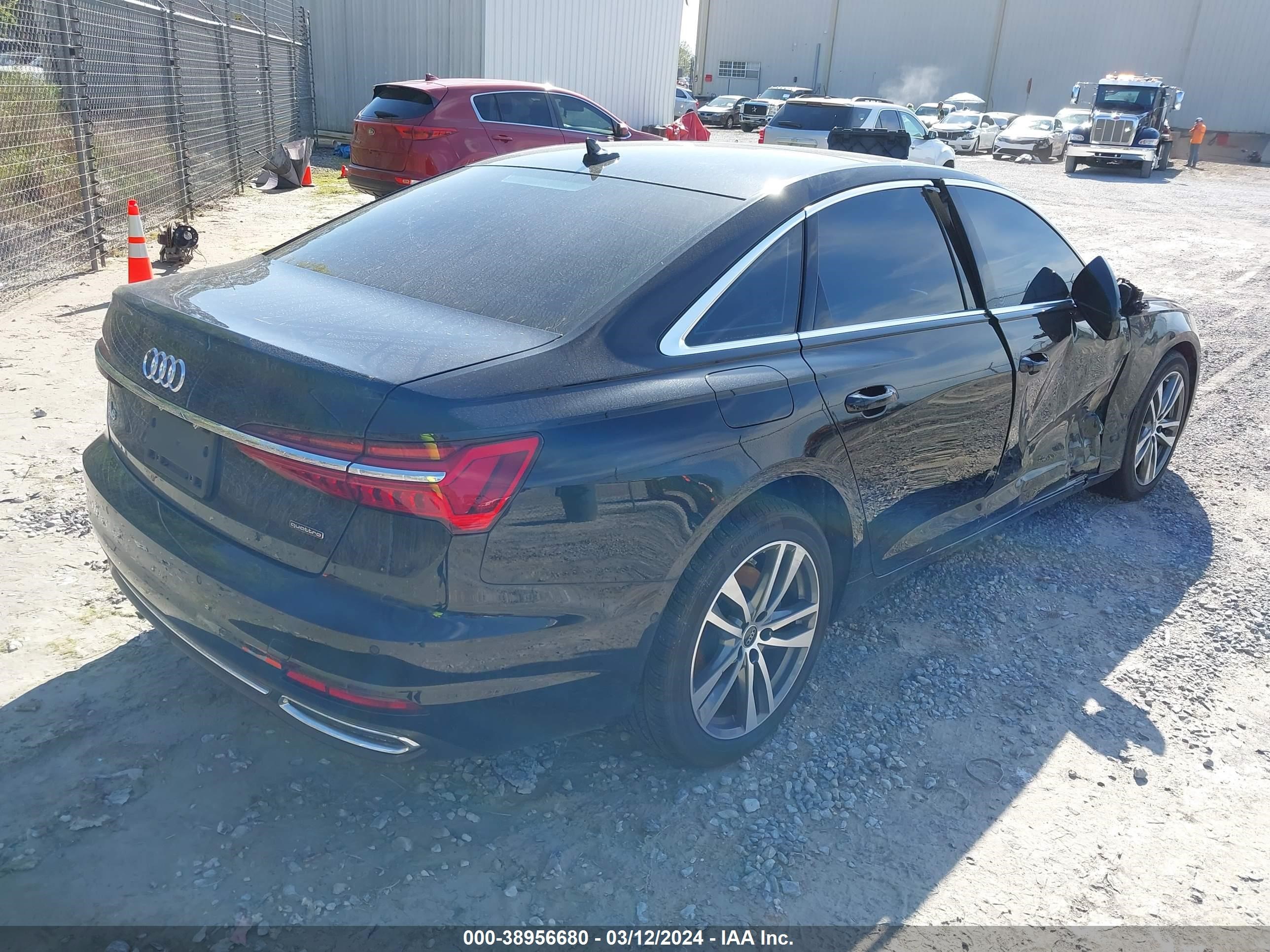 Photo 3 VIN: WAUD3BF29PN049382 - AUDI A6 