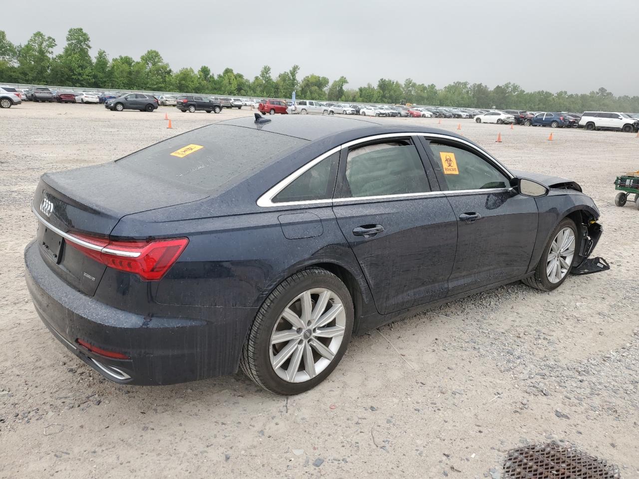 Photo 2 VIN: WAUD8AF29KN130077 - AUDI A6 