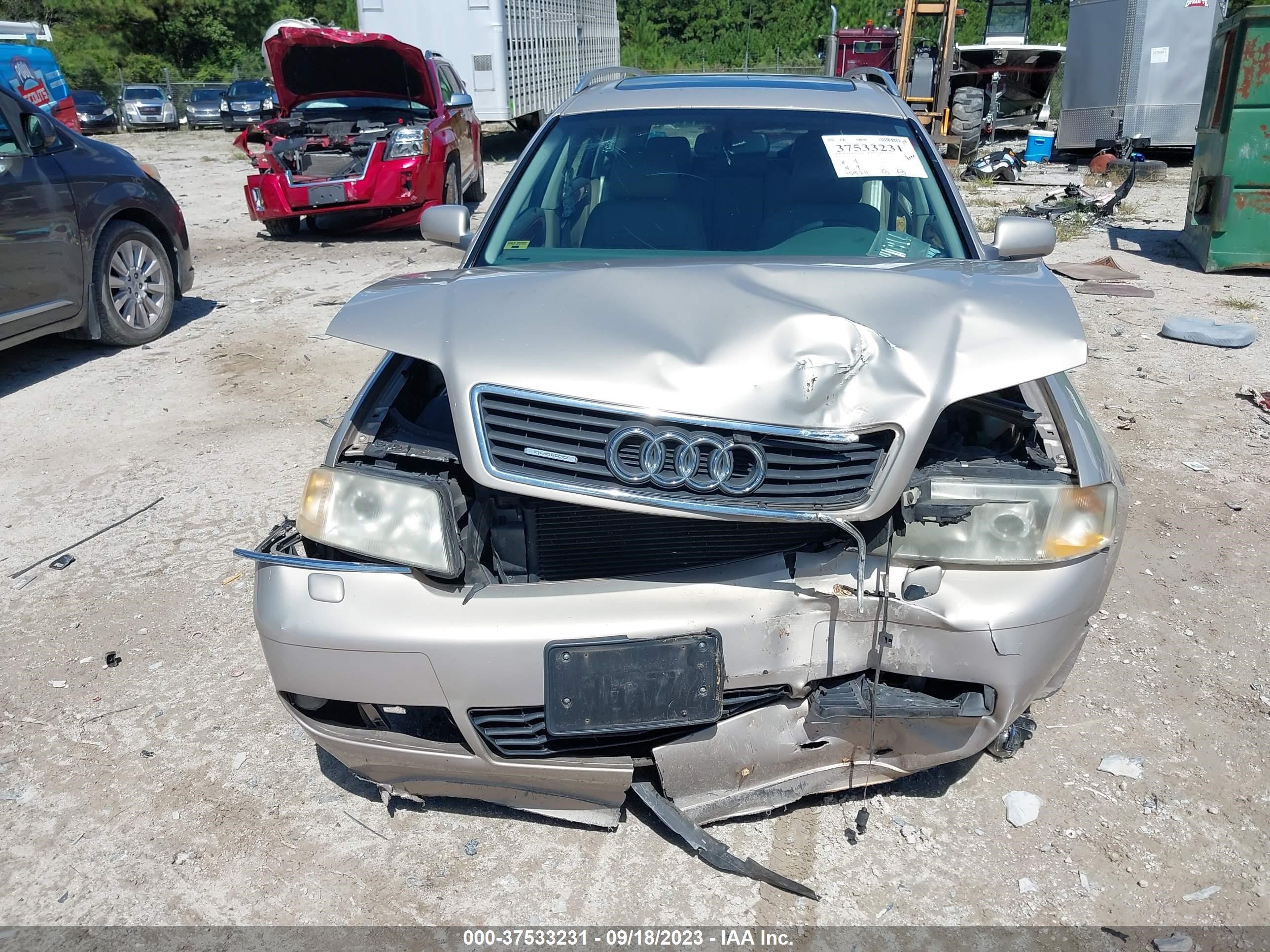 Photo 11 VIN: WAUDA34B0XN086979 - AUDI A6 