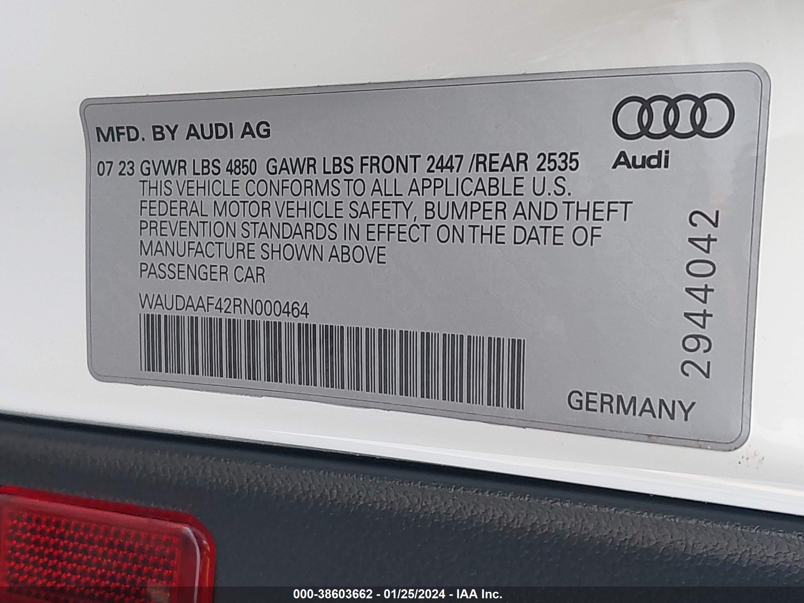 Photo 8 VIN: WAUDAAF42RN000464 - AUDI A4 