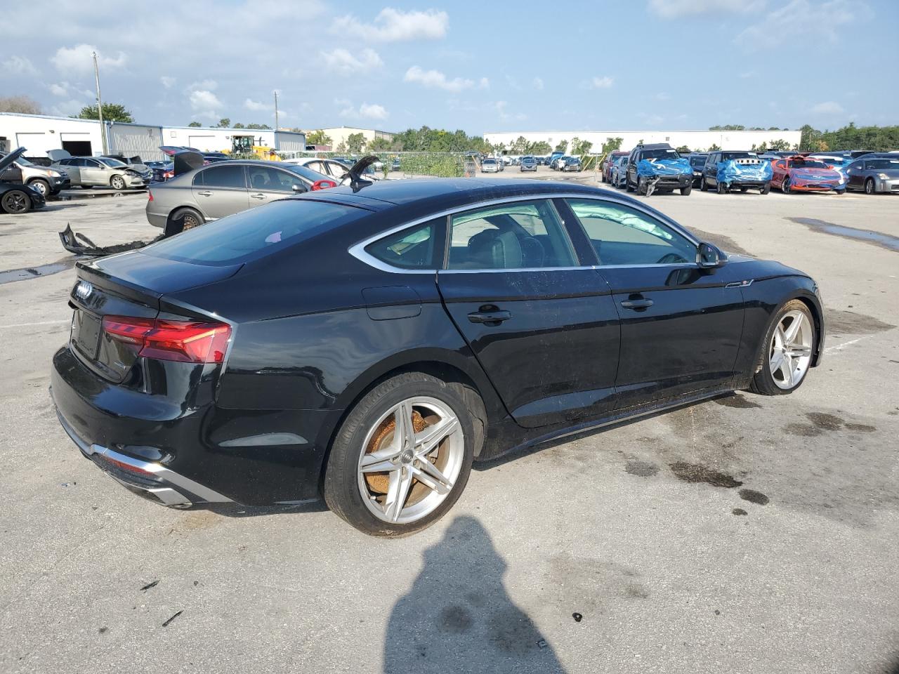 Photo 2 VIN: WAUDACF52MA016068 - AUDI A5 