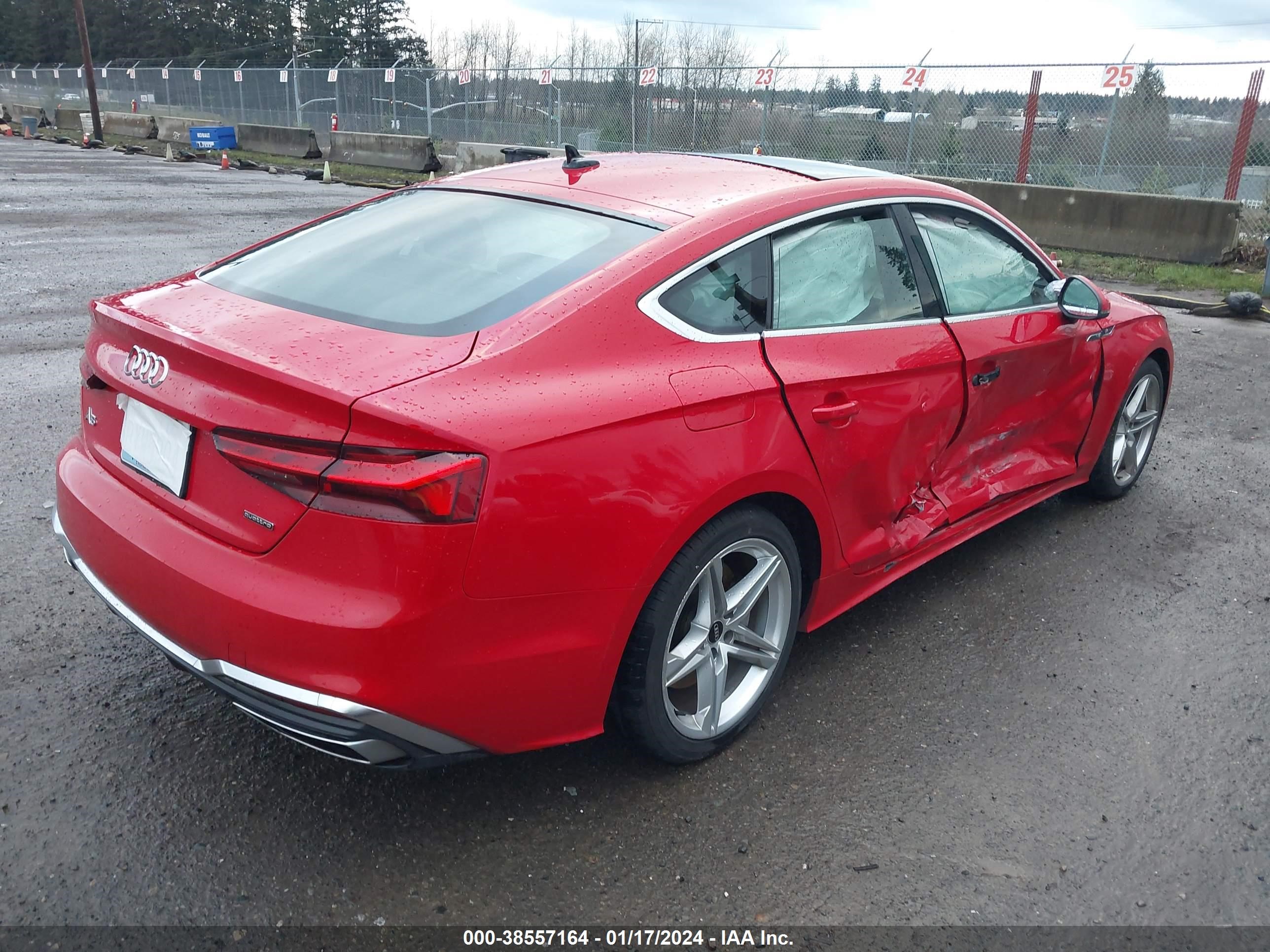 Photo 3 VIN: WAUDACF52MA053492 - AUDI A5 