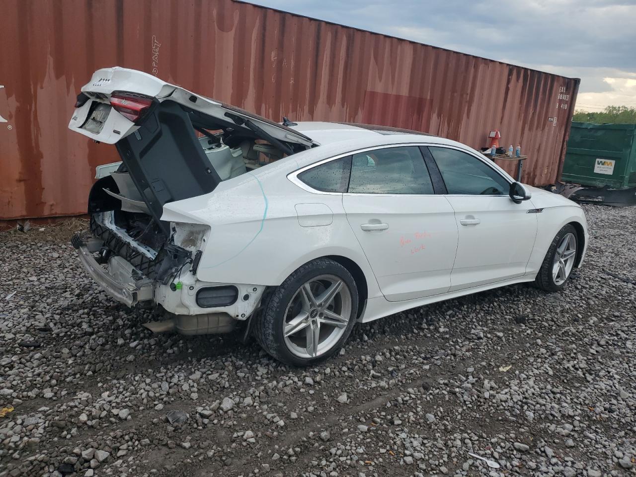 Photo 2 VIN: WAUDACF53MA056210 - AUDI A5 