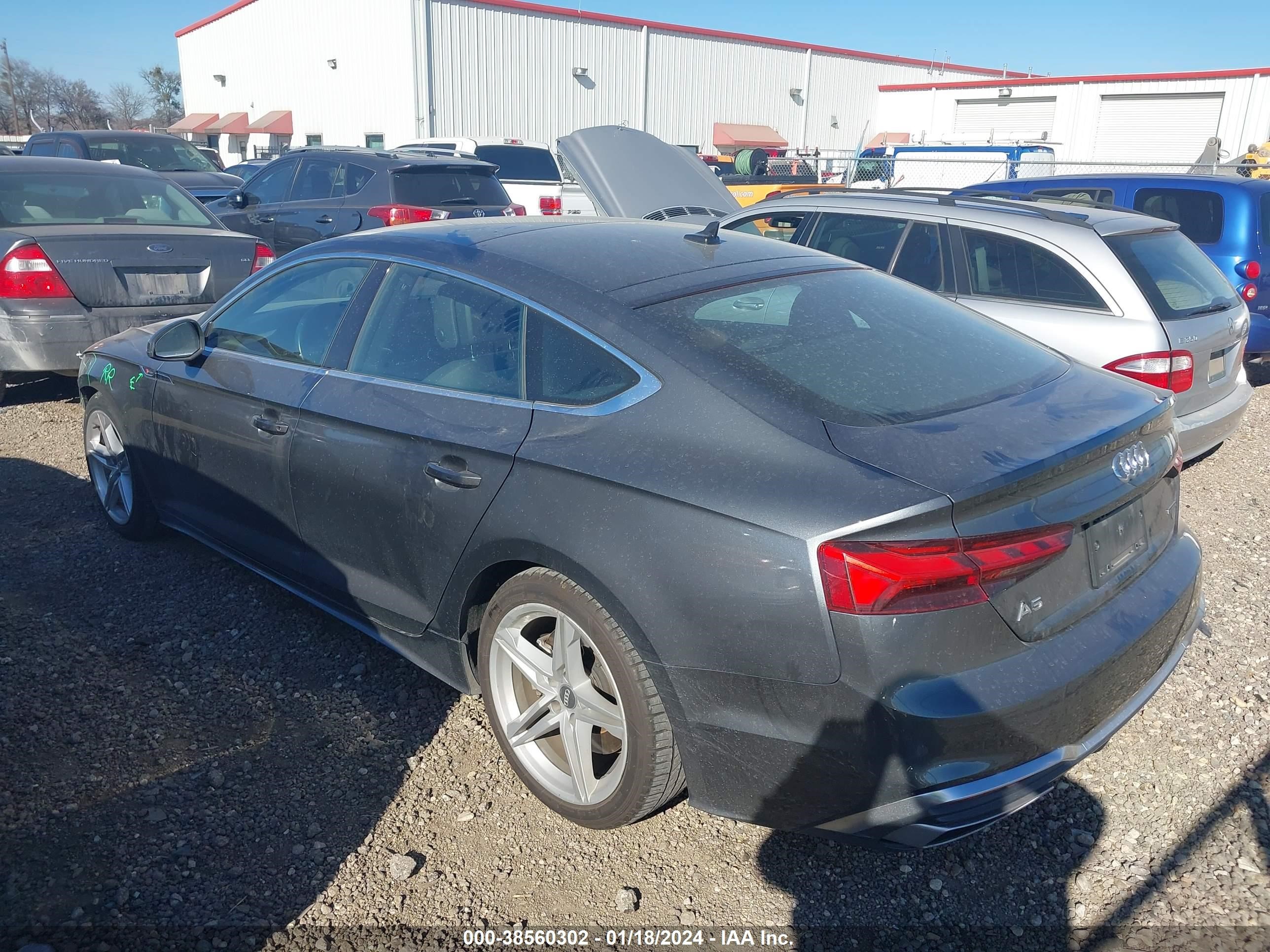 Photo 2 VIN: WAUDACF55MA012046 - AUDI A5 