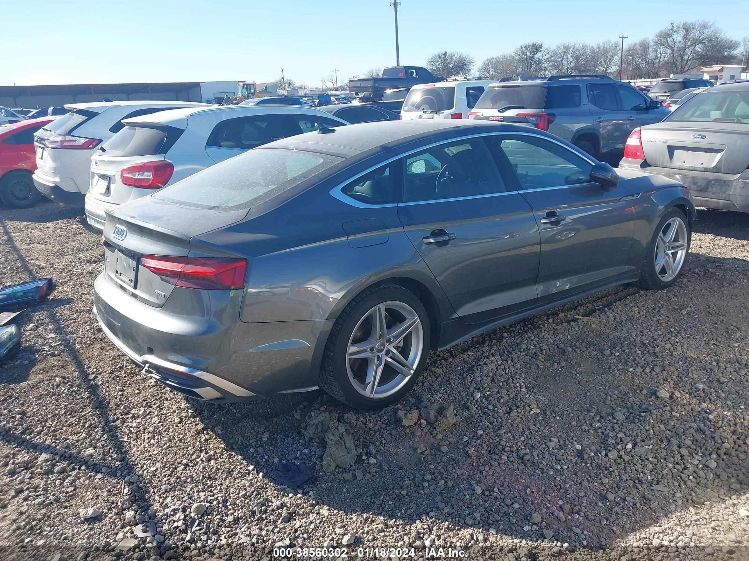 Photo 3 VIN: WAUDACF55MA012046 - AUDI A5 