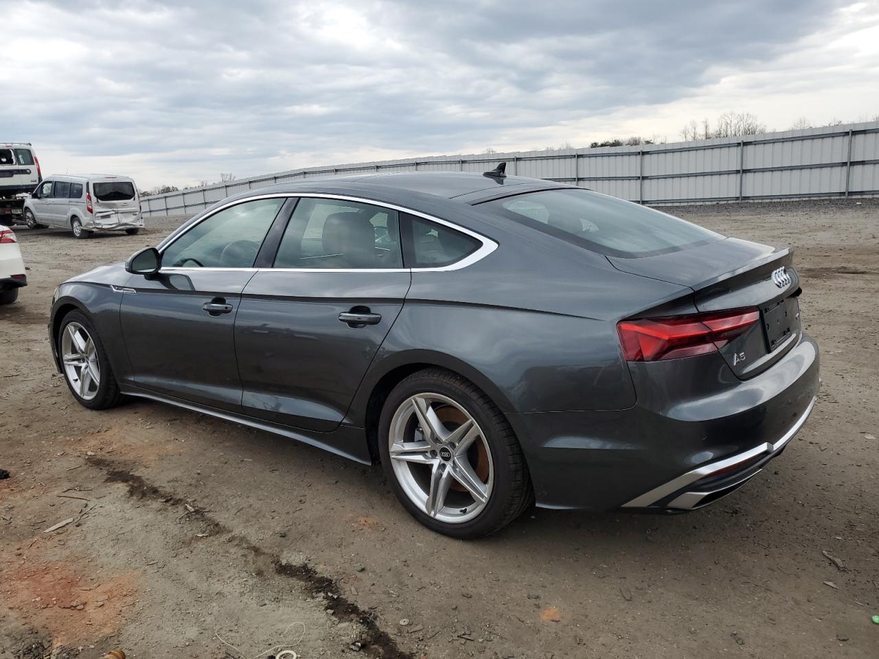 Photo 1 VIN: WAUDACF55MA027338 - AUDI A5 