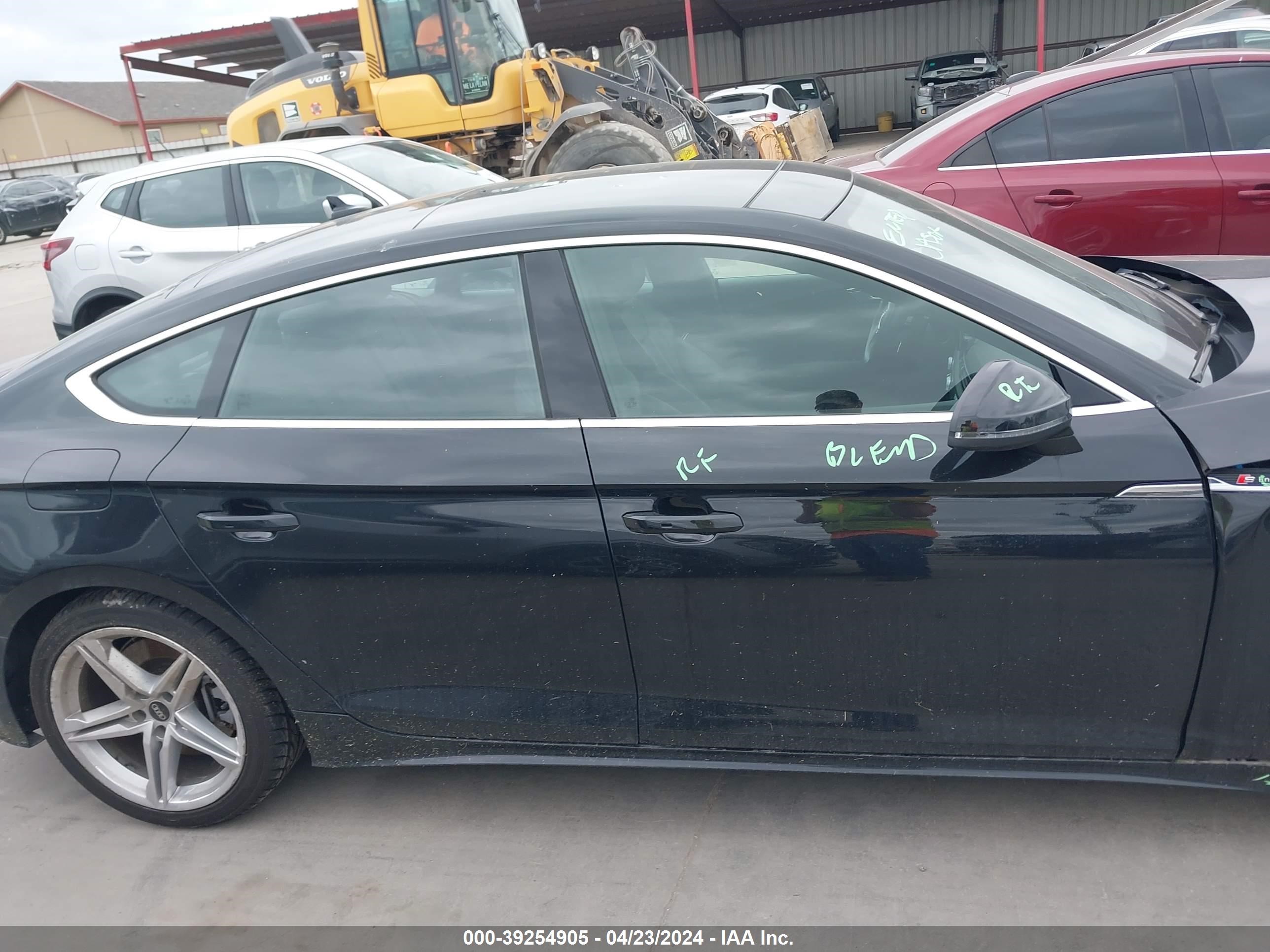 Photo 12 VIN: WAUDACF58MA044229 - AUDI A5 