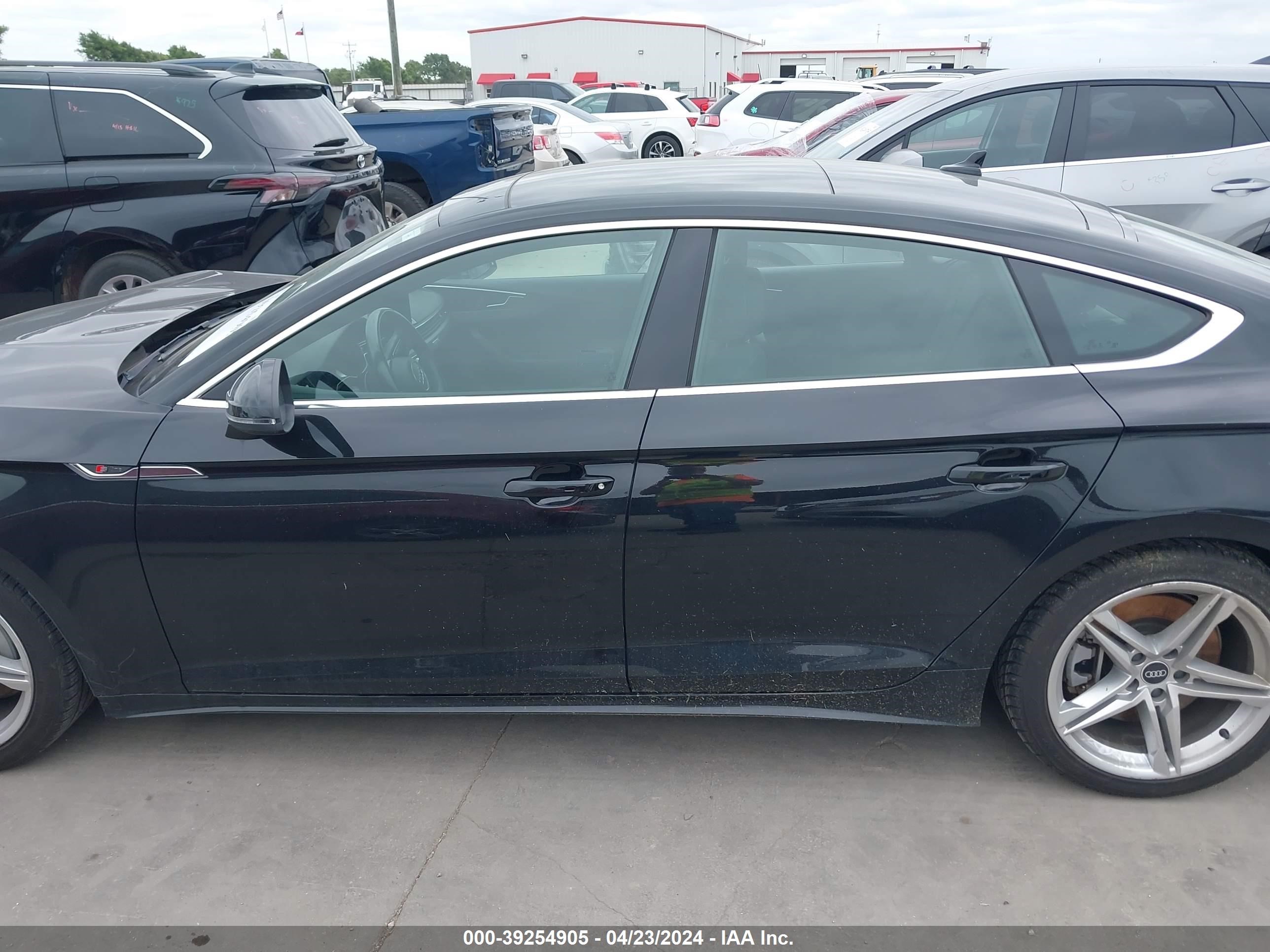 Photo 13 VIN: WAUDACF58MA044229 - AUDI A5 