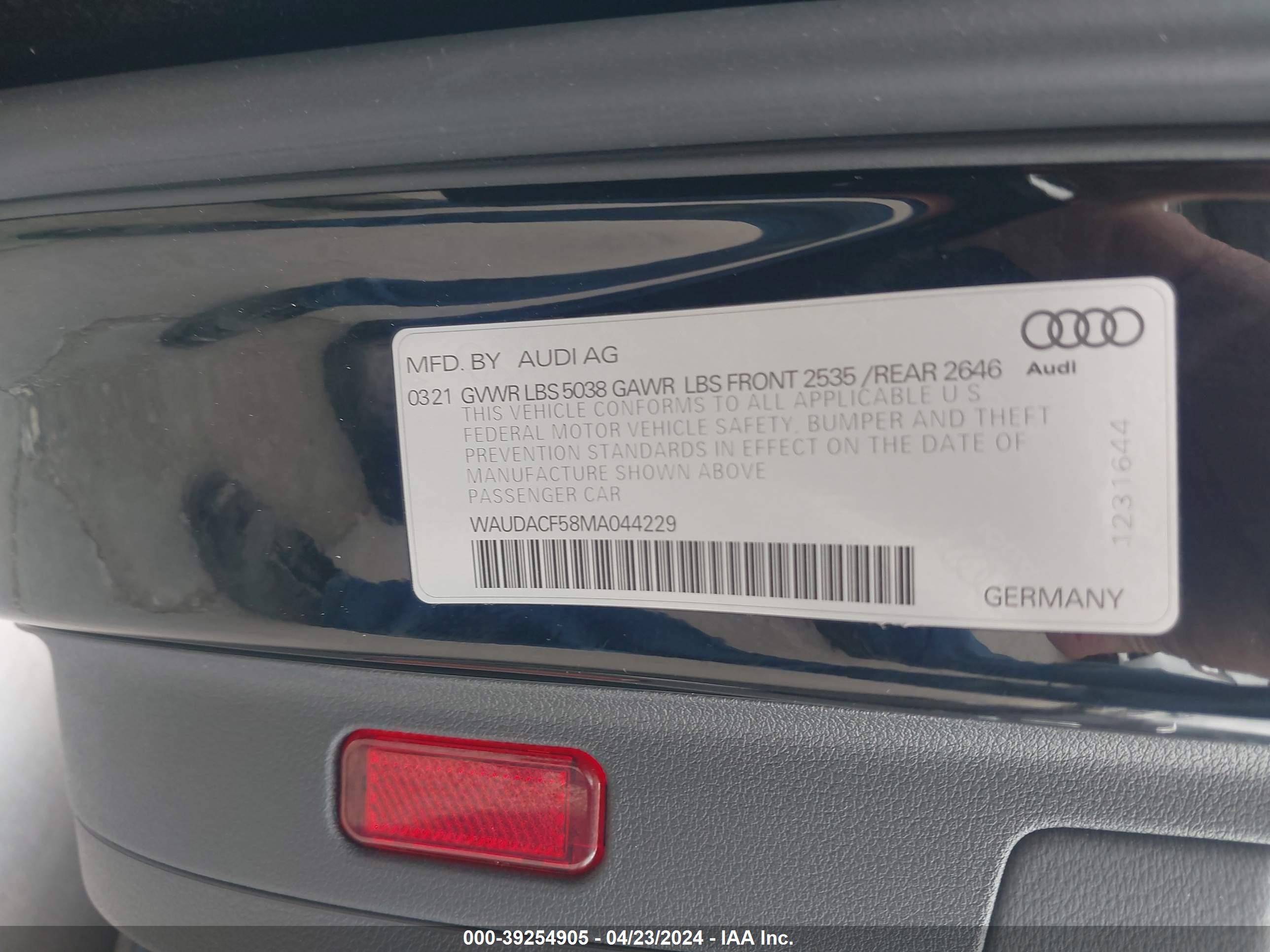 Photo 8 VIN: WAUDACF58MA044229 - AUDI A5 