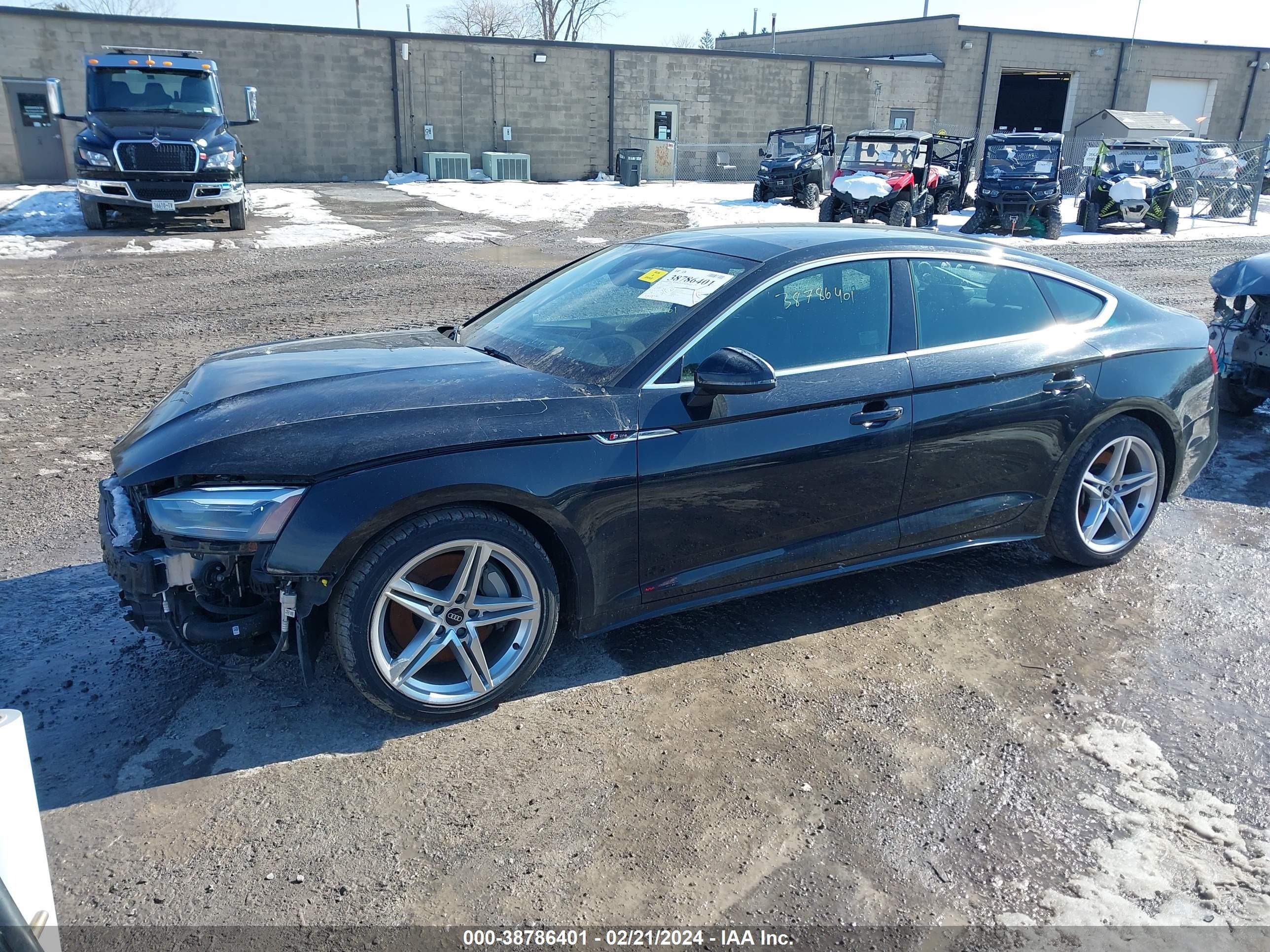 Photo 1 VIN: WAUDACF59MA057216 - AUDI A5 