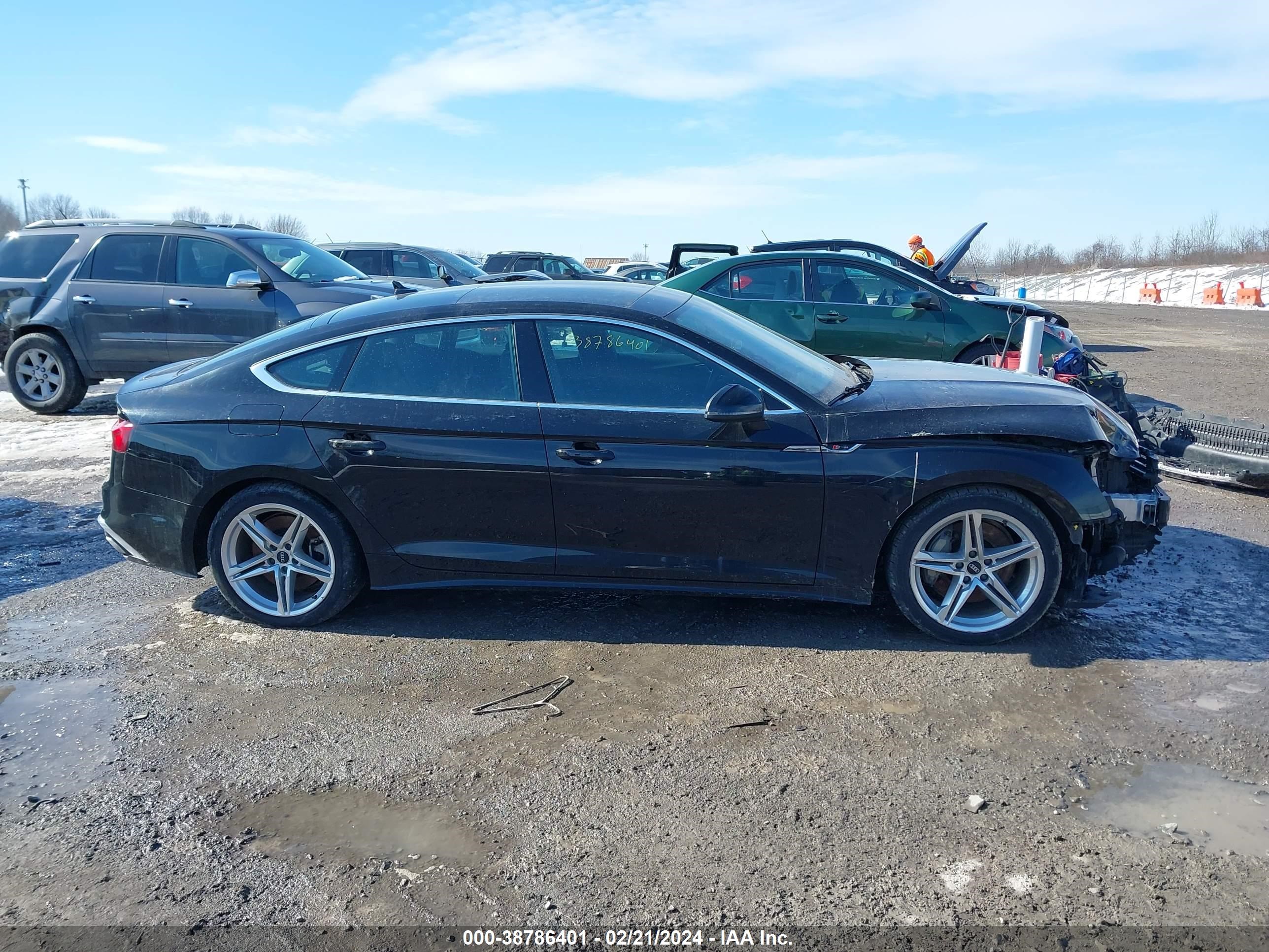 Photo 12 VIN: WAUDACF59MA057216 - AUDI A5 