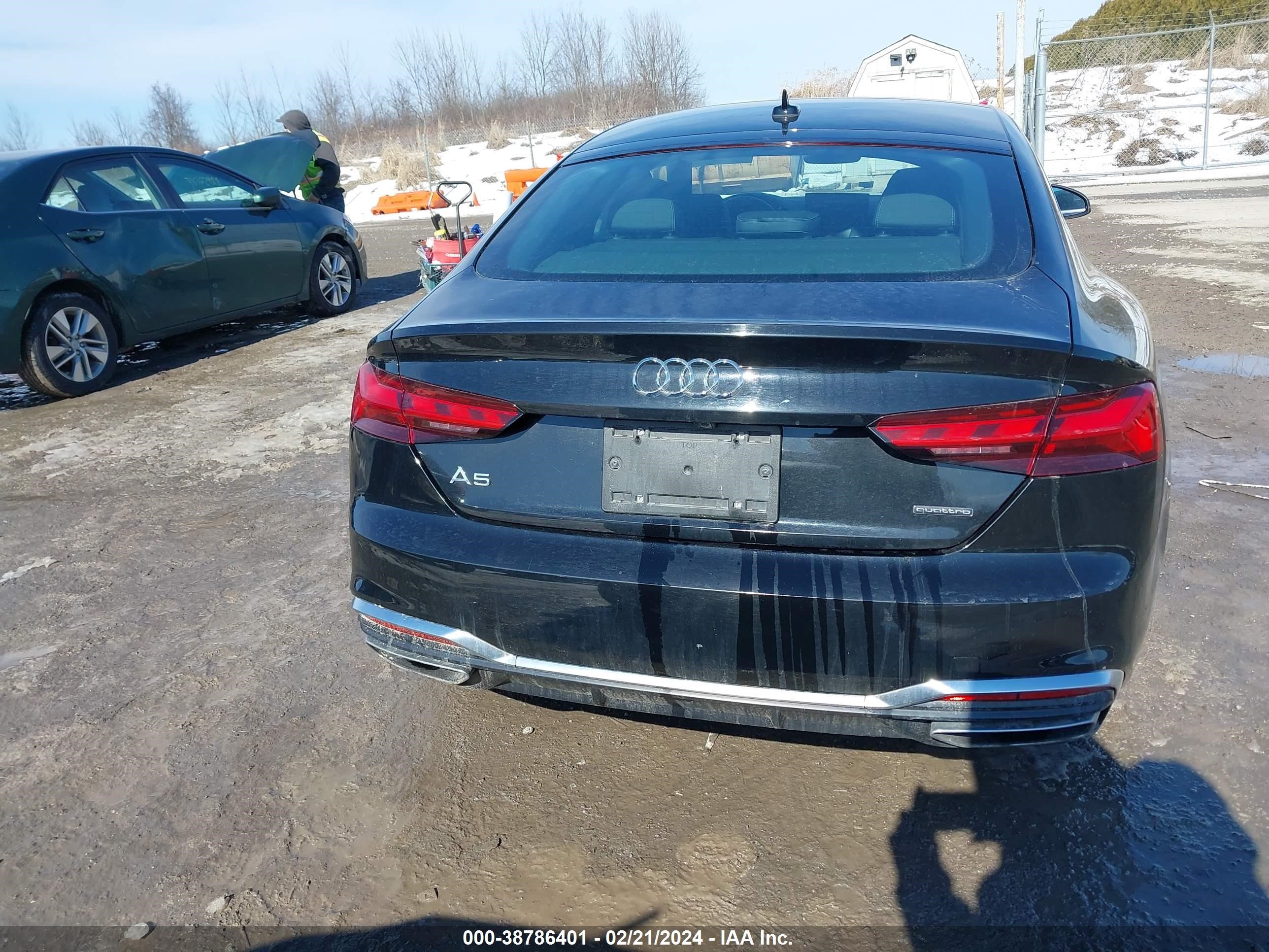 Photo 15 VIN: WAUDACF59MA057216 - AUDI A5 